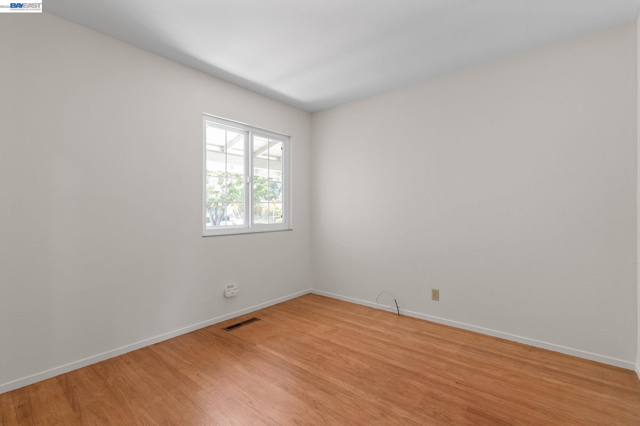 Detail Gallery Image 22 of 46 For 40272 Davis St, Fremont,  CA 94538 - 4 Beds | 2/1 Baths