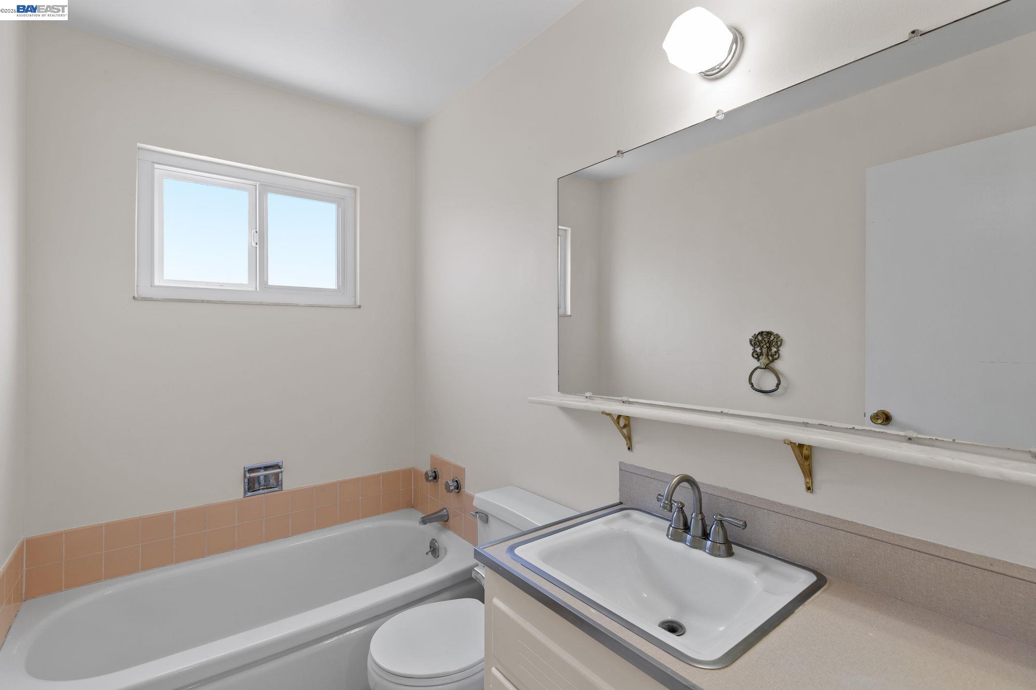 Detail Gallery Image 25 of 46 For 40272 Davis St, Fremont,  CA 94538 - 4 Beds | 2/1 Baths