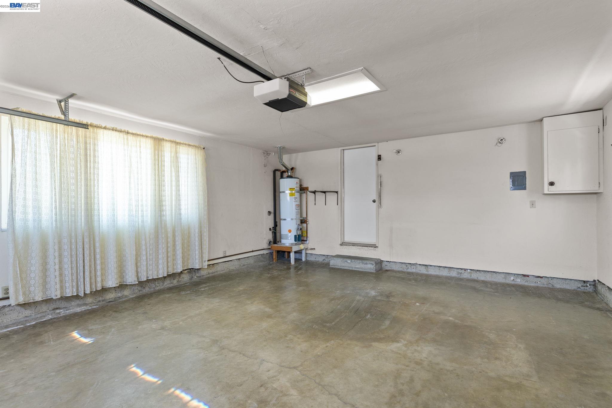 Detail Gallery Image 33 of 46 For 40272 Davis St, Fremont,  CA 94538 - 4 Beds | 2/1 Baths