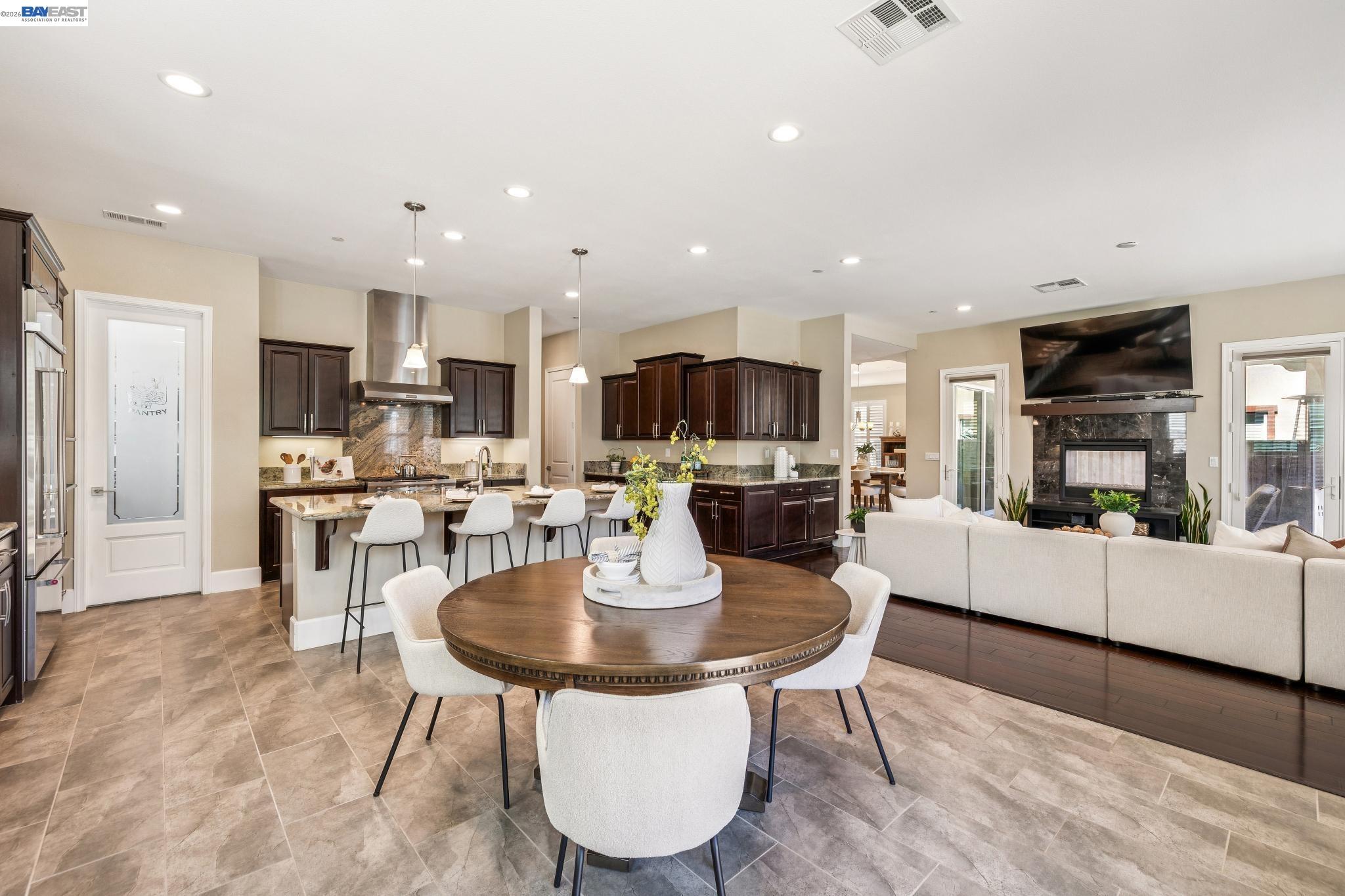 Detail Gallery Image 18 of 60 For 66 Adair Way, Hayward,  CA 94542 - 5 Beds | 5/1 Baths