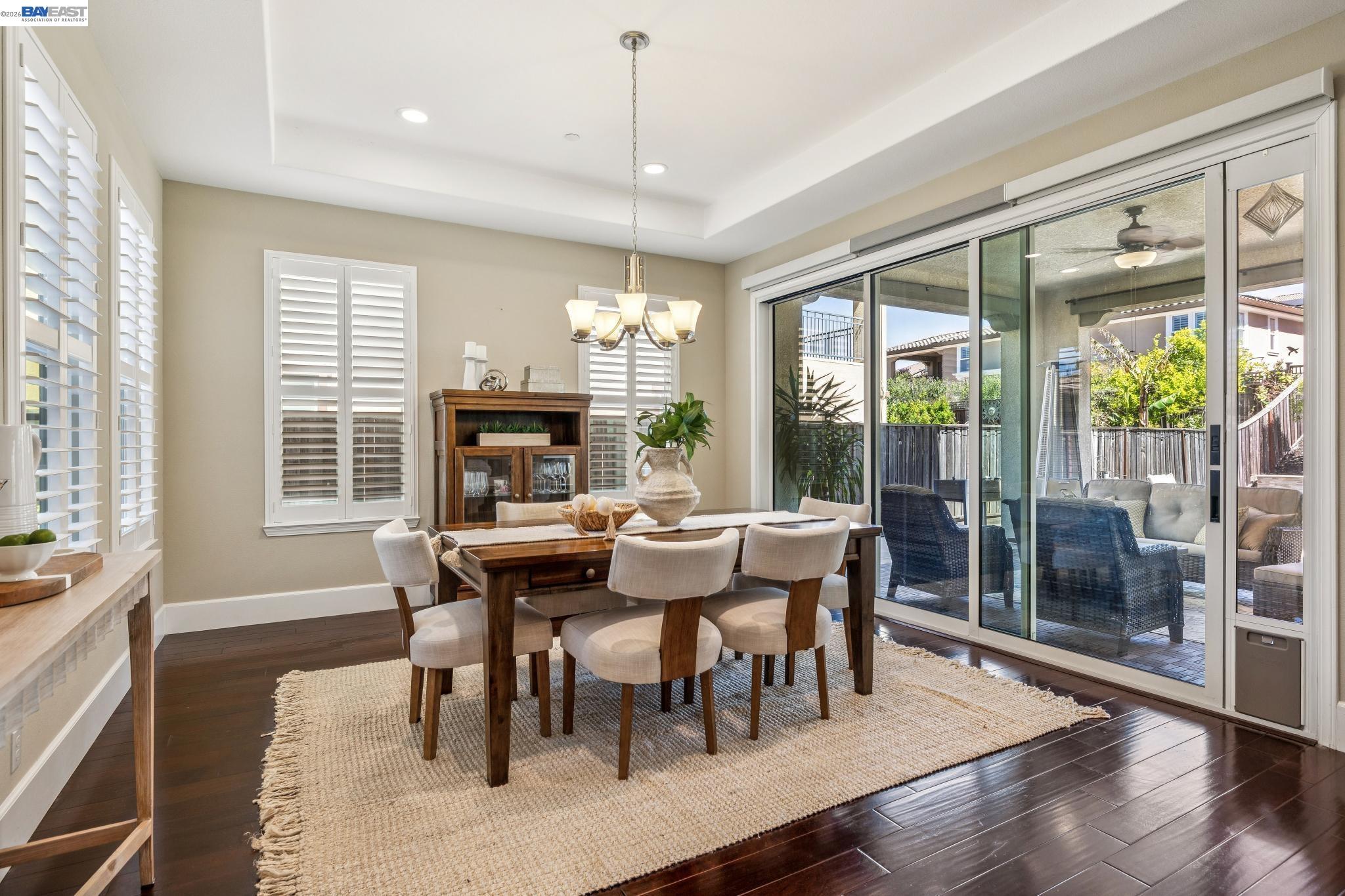 Detail Gallery Image 4 of 60 For 66 Adair Way, Hayward,  CA 94542 - 5 Beds | 5/1 Baths