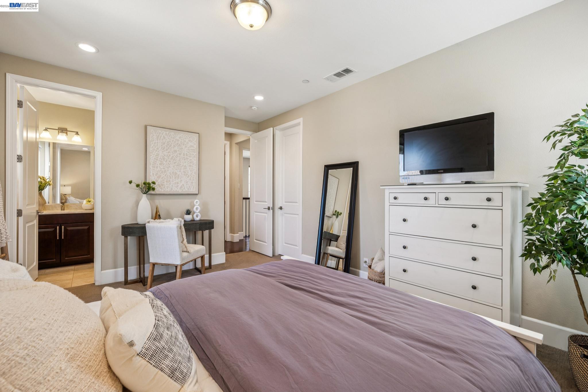 Detail Gallery Image 42 of 60 For 66 Adair Way, Hayward,  CA 94542 - 5 Beds | 5/1 Baths