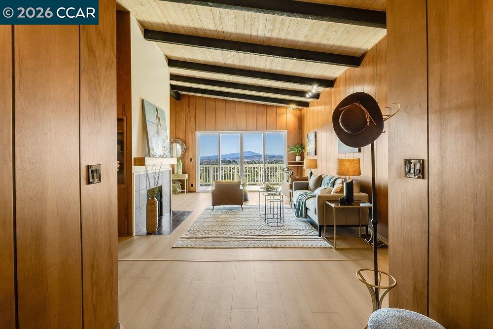 Detail Gallery Image 12 of 86 For 687 Sonoma Street, Richmond,  CA 94805 - 3 Beds | 2/1 Baths