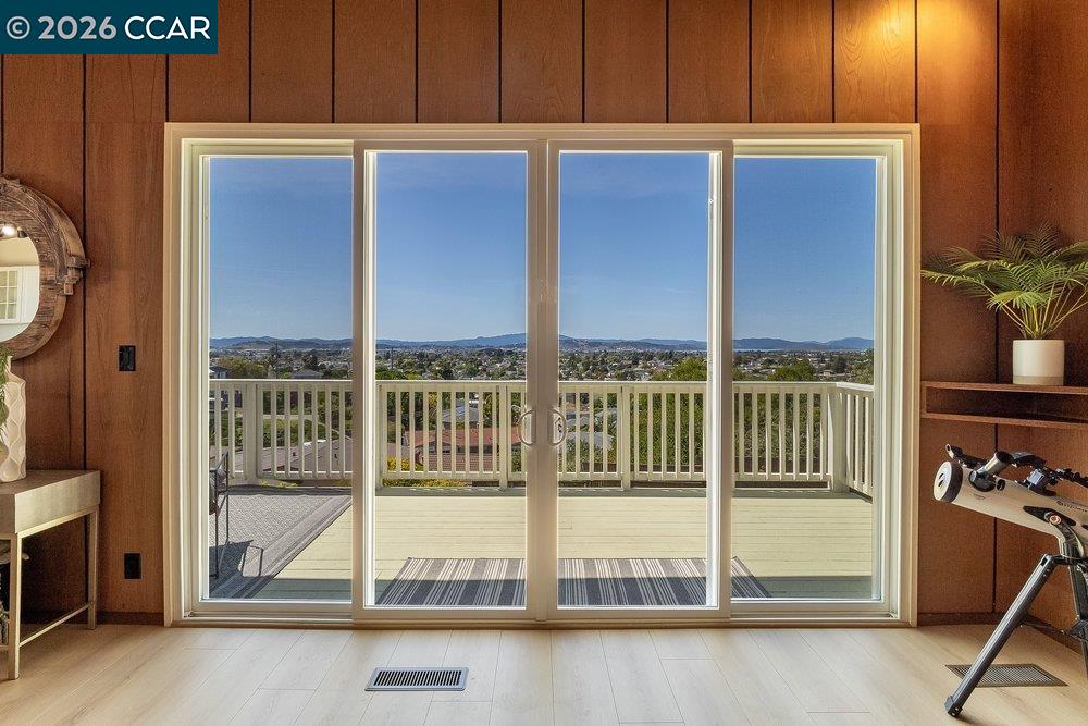 Detail Gallery Image 22 of 86 For 687 Sonoma Street, Richmond,  CA 94805 - 3 Beds | 2/1 Baths