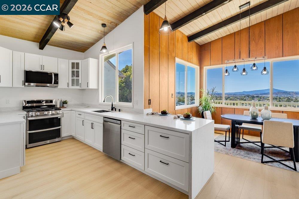 Detail Gallery Image 34 of 86 For 687 Sonoma Street, Richmond,  CA 94805 - 3 Beds | 2/1 Baths