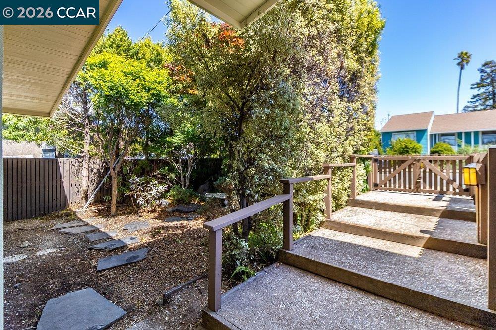 Detail Gallery Image 8 of 86 For 687 Sonoma Street, Richmond,  CA 94805 - 3 Beds | 2/1 Baths