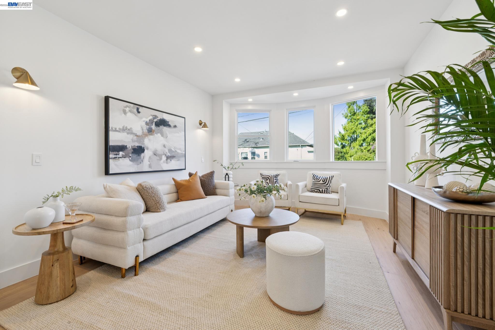 Detail Gallery Image 15 of 59 For 3031 Wheeler Street, Berkeley,  CA 94705 - 6 Beds | 5/2 Baths