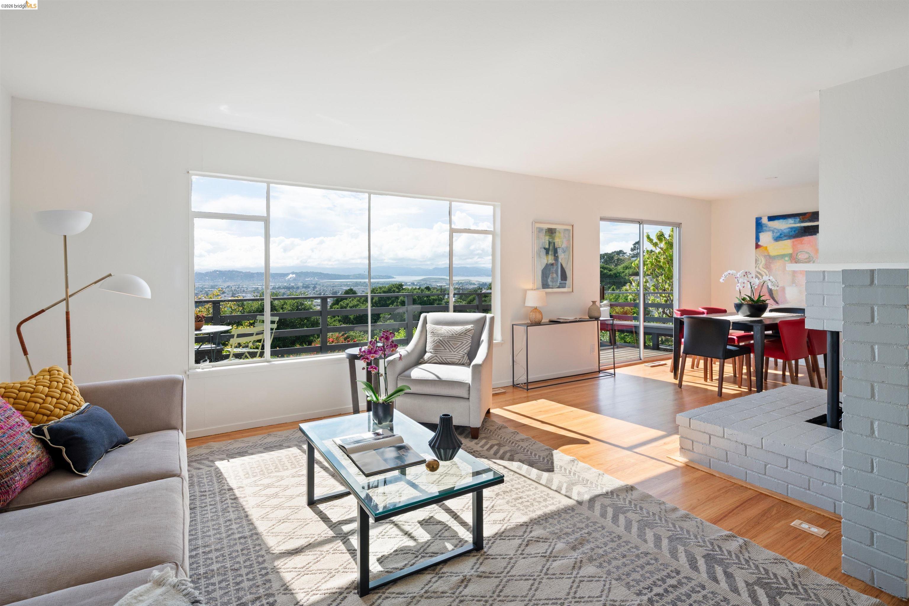 Front Image Thumbnail for EB41131915