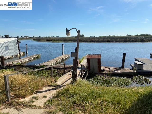 Detail Gallery Image 2 of 14 For 5614 Sandmound Blvd, Oakley,  CA 94561 - 3 Beds | 2 Baths