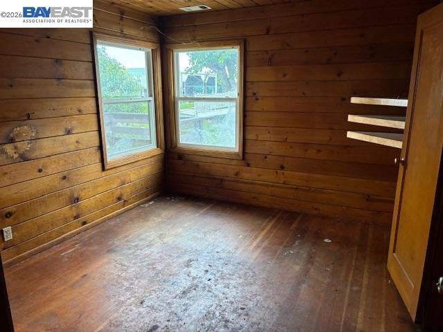 Detail Gallery Image 11 of 14 For 5614 Sandmound Blvd, Oakley,  CA 94561 - 3 Beds | 2 Baths