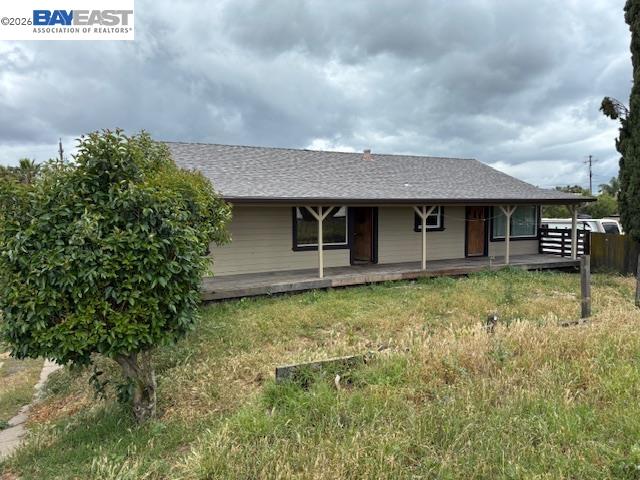 Detail Gallery Image 4 of 14 For 5614 Sandmound Blvd, Oakley,  CA 94561 - 3 Beds | 2 Baths