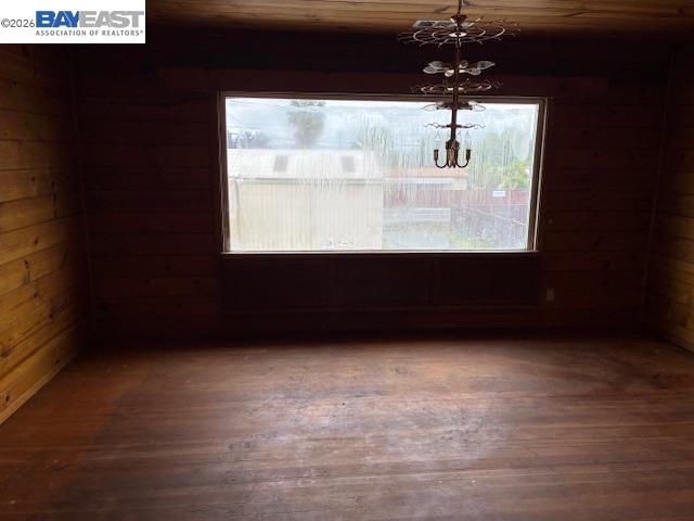 Detail Gallery Image 5 of 14 For 5614 Sandmound Blvd, Oakley,  CA 94561 - 3 Beds | 2 Baths