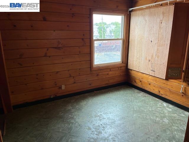 Detail Gallery Image 7 of 14 For 5614 Sandmound Blvd, Oakley,  CA 94561 - 3 Beds | 2 Baths