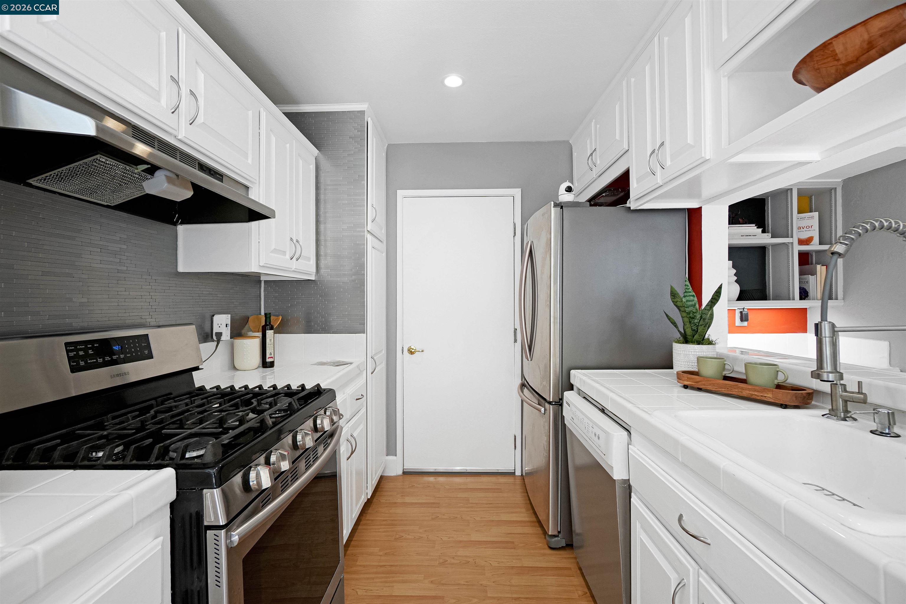 Photo #39: 41131924 Listing: Photo #39