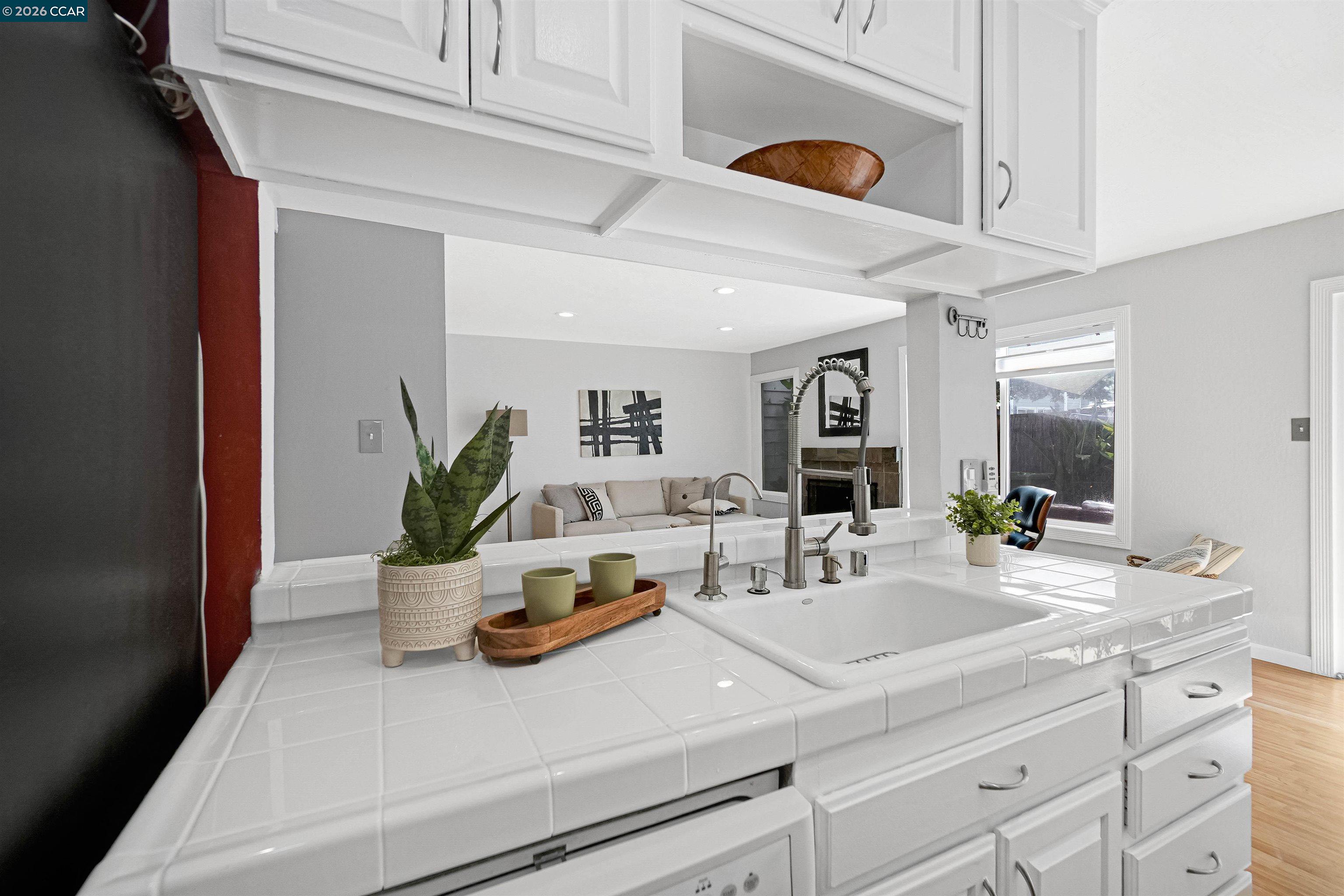 Photo #41: 41131924 Listing: Photo #41