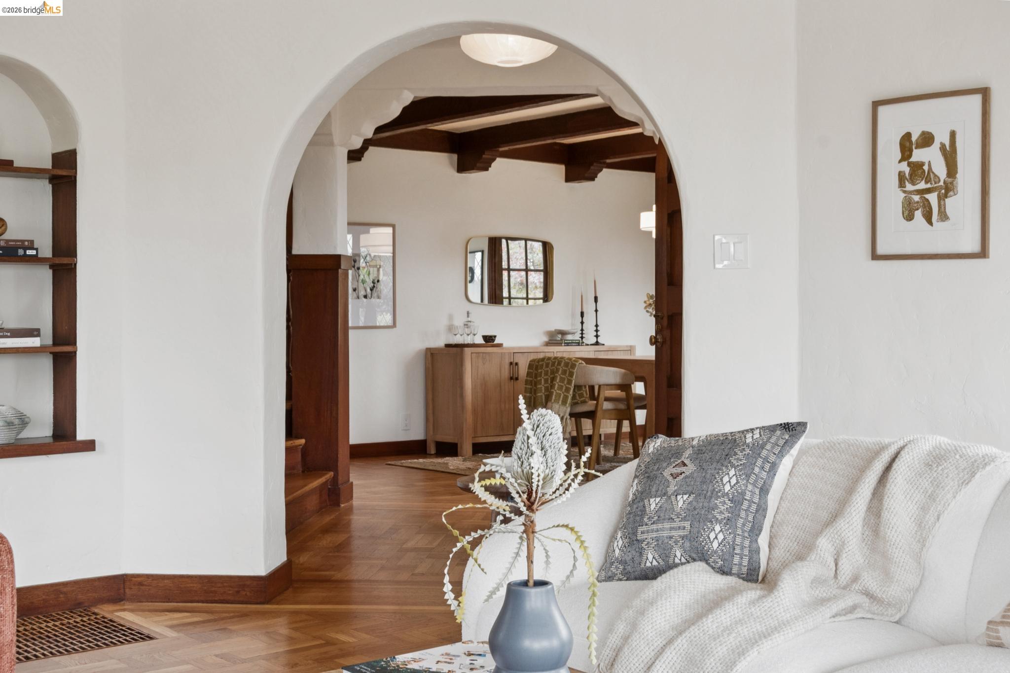 Detail Gallery Image 20 of 77 For 131 Montrose Rd, Berkeley,  CA 94707 - 4 Beds | 2 Baths