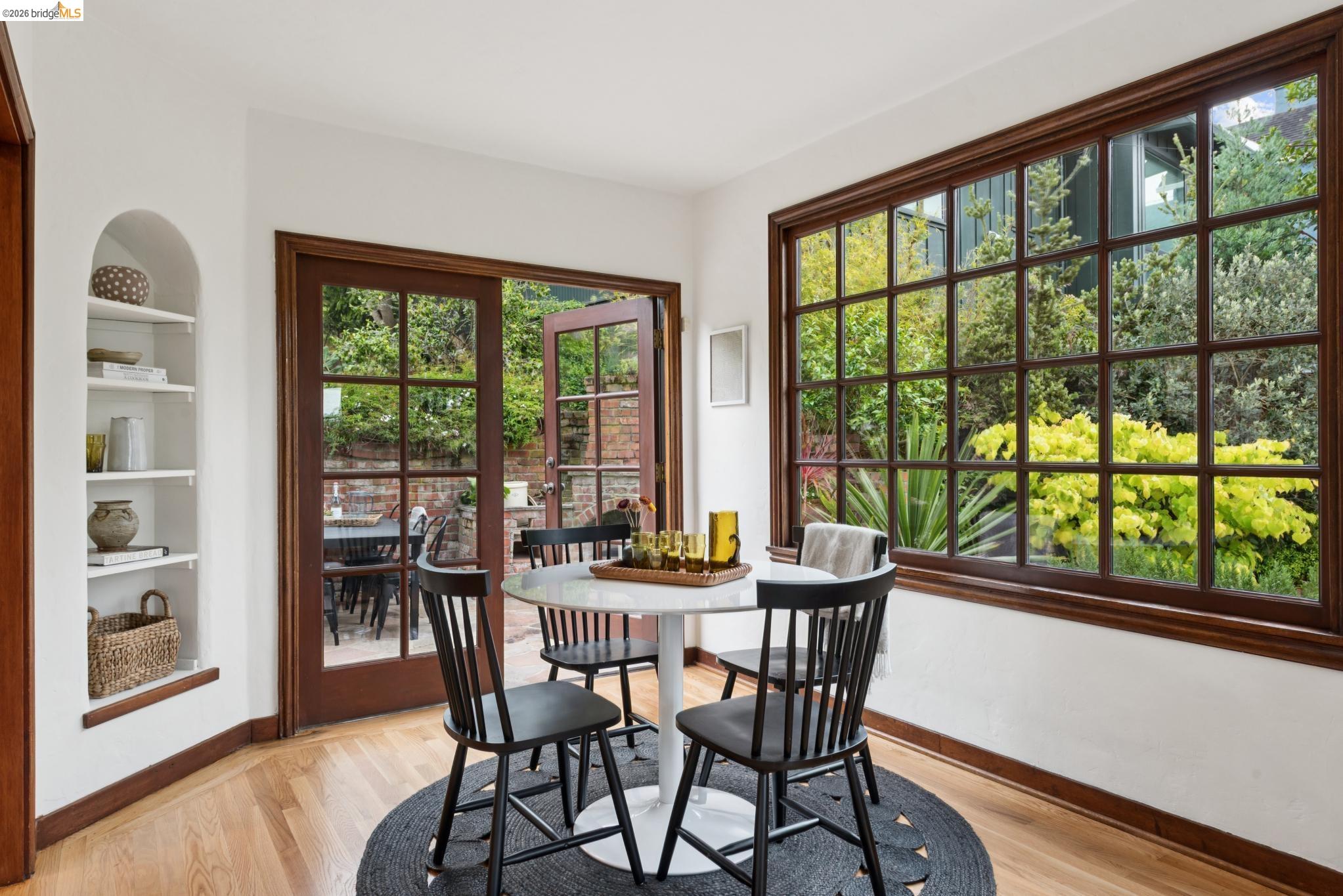 Detail Gallery Image 34 of 77 For 131 Montrose Rd, Berkeley,  CA 94707 - 4 Beds | 2 Baths