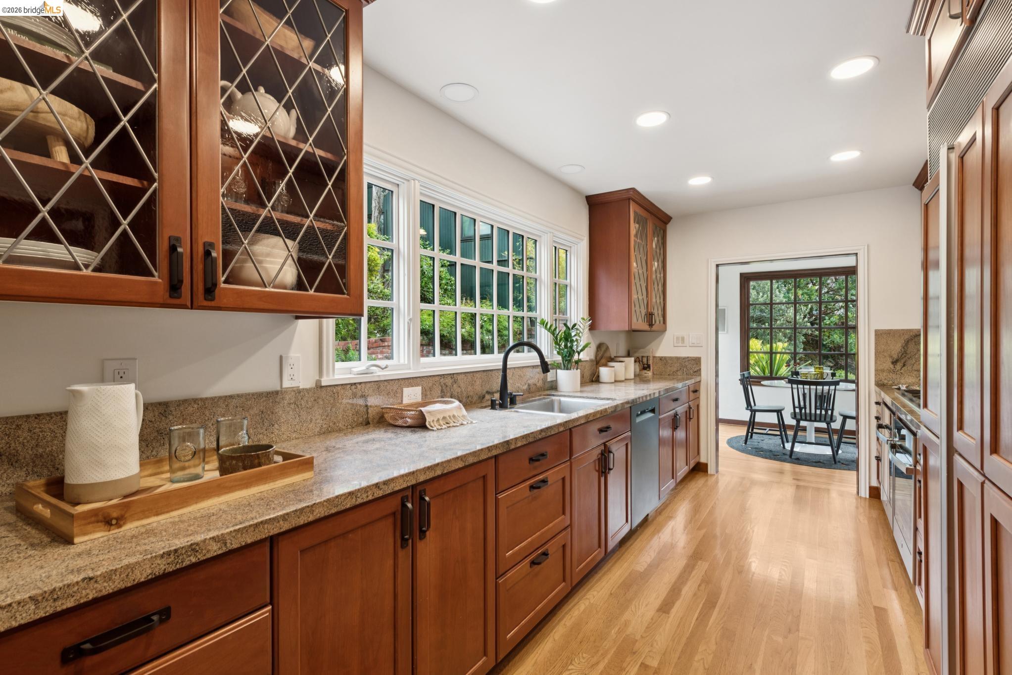 Detail Gallery Image 42 of 77 For 131 Montrose Rd, Berkeley,  CA 94707 - 4 Beds | 2 Baths