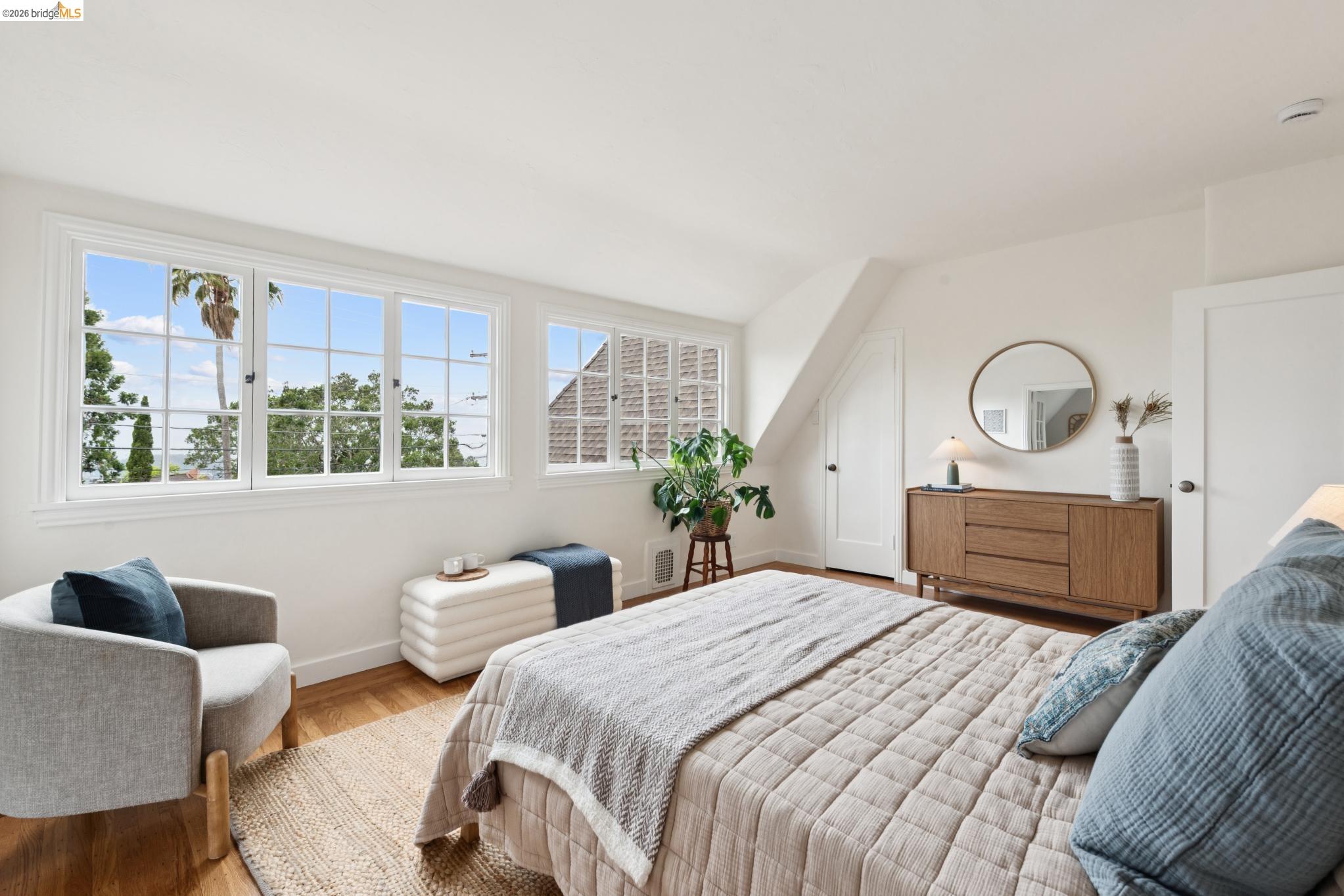 Detail Gallery Image 57 of 77 For 131 Montrose Rd, Berkeley,  CA 94707 - 4 Beds | 2 Baths