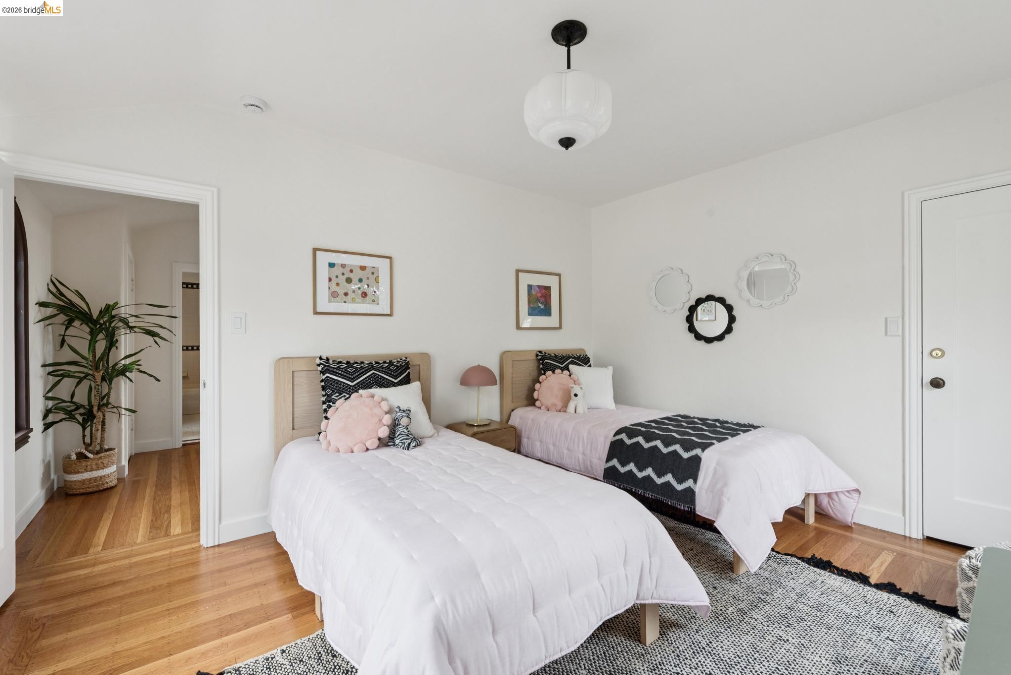 Detail Gallery Image 63 of 77 For 131 Montrose Rd, Berkeley,  CA 94707 - 4 Beds | 2 Baths