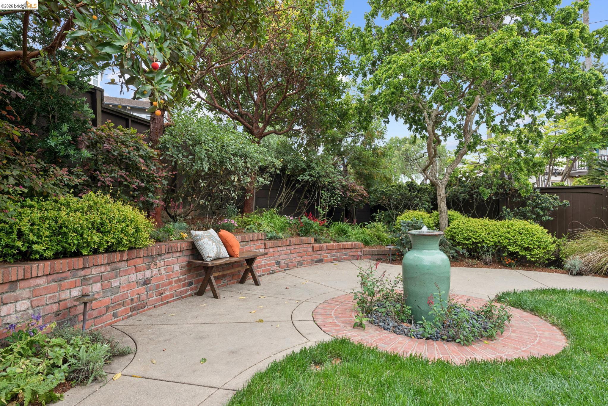 Detail Gallery Image 75 of 77 For 131 Montrose Rd, Berkeley,  CA 94707 - 4 Beds | 2 Baths