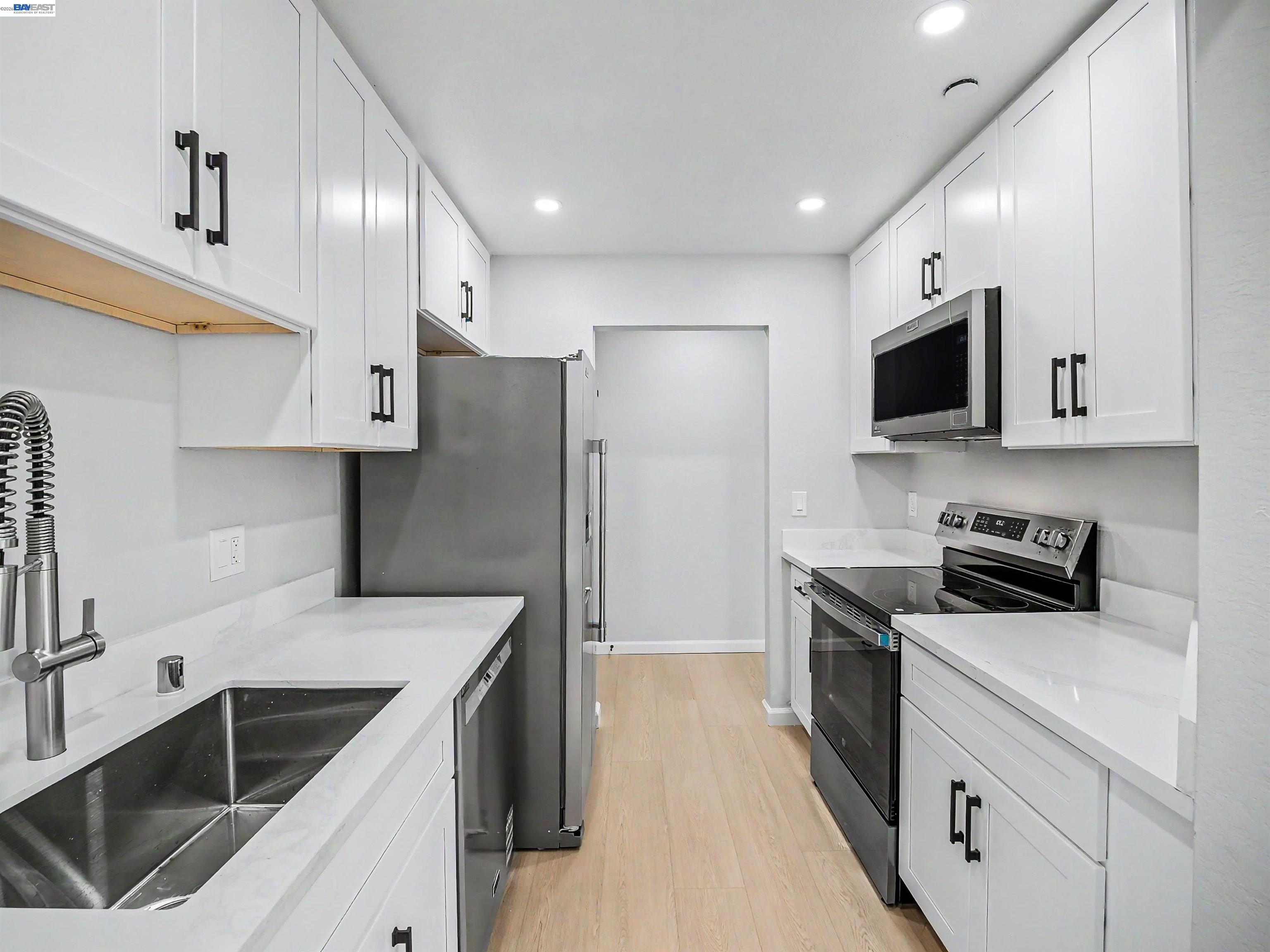 Detail Gallery Image 25 of 46 For 39450 Albany Cmn #X,  Fremont,  CA 94538 - 2 Beds | 1 Baths