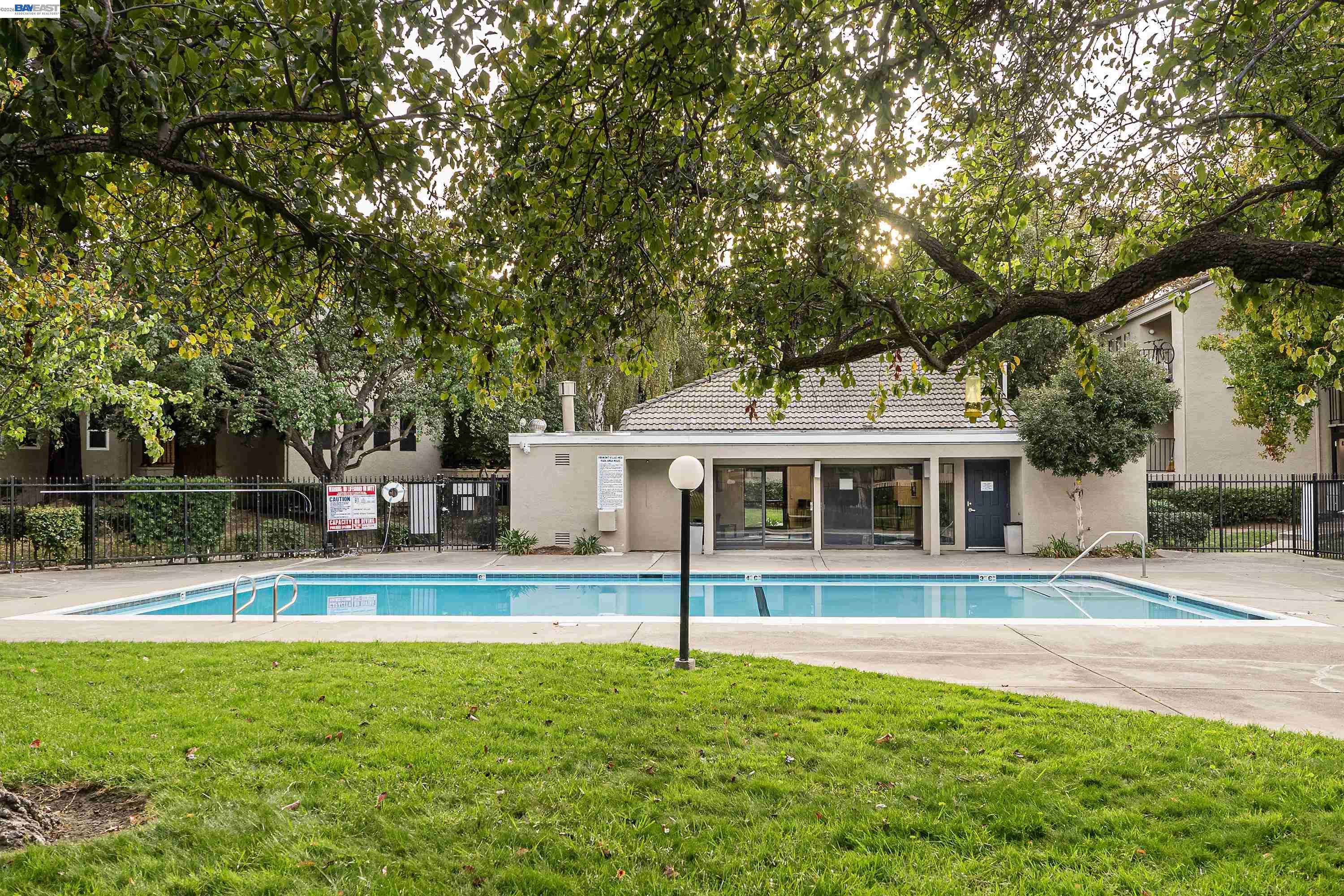 Detail Gallery Image 34 of 46 For 39450 Albany Cmn #X,  Fremont,  CA 94538 - 2 Beds | 1 Baths