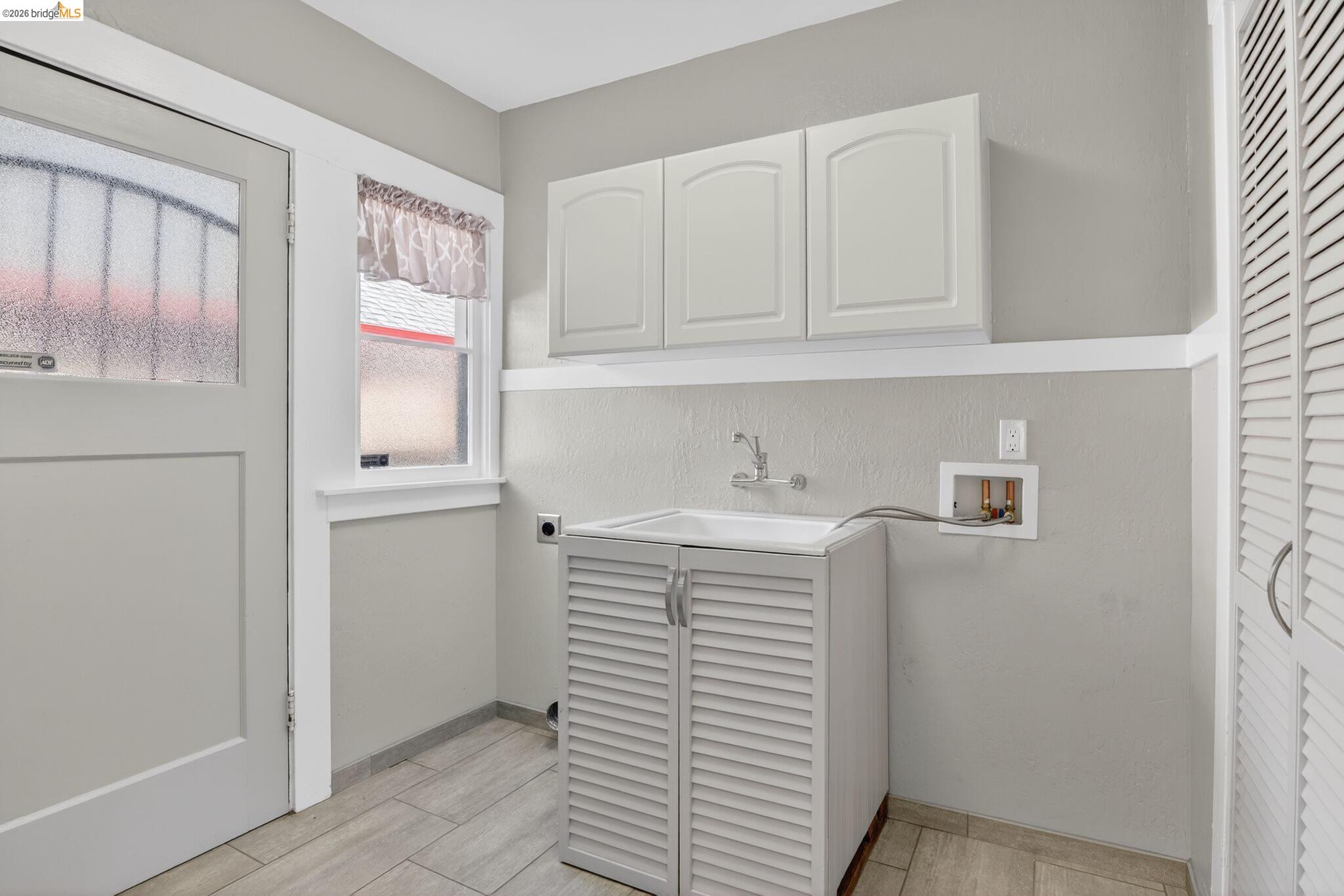 Detail Gallery Image 14 of 23 For 310 Melven, San Leandro,  CA 94577 - 3 Beds | 2 Baths