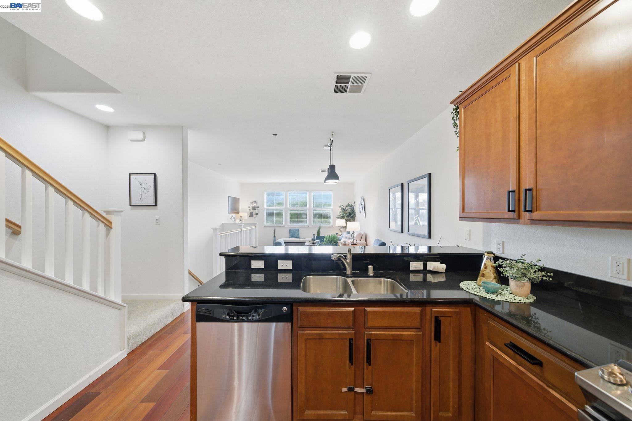 Photo #17: 41131933 Listing: Photo #17