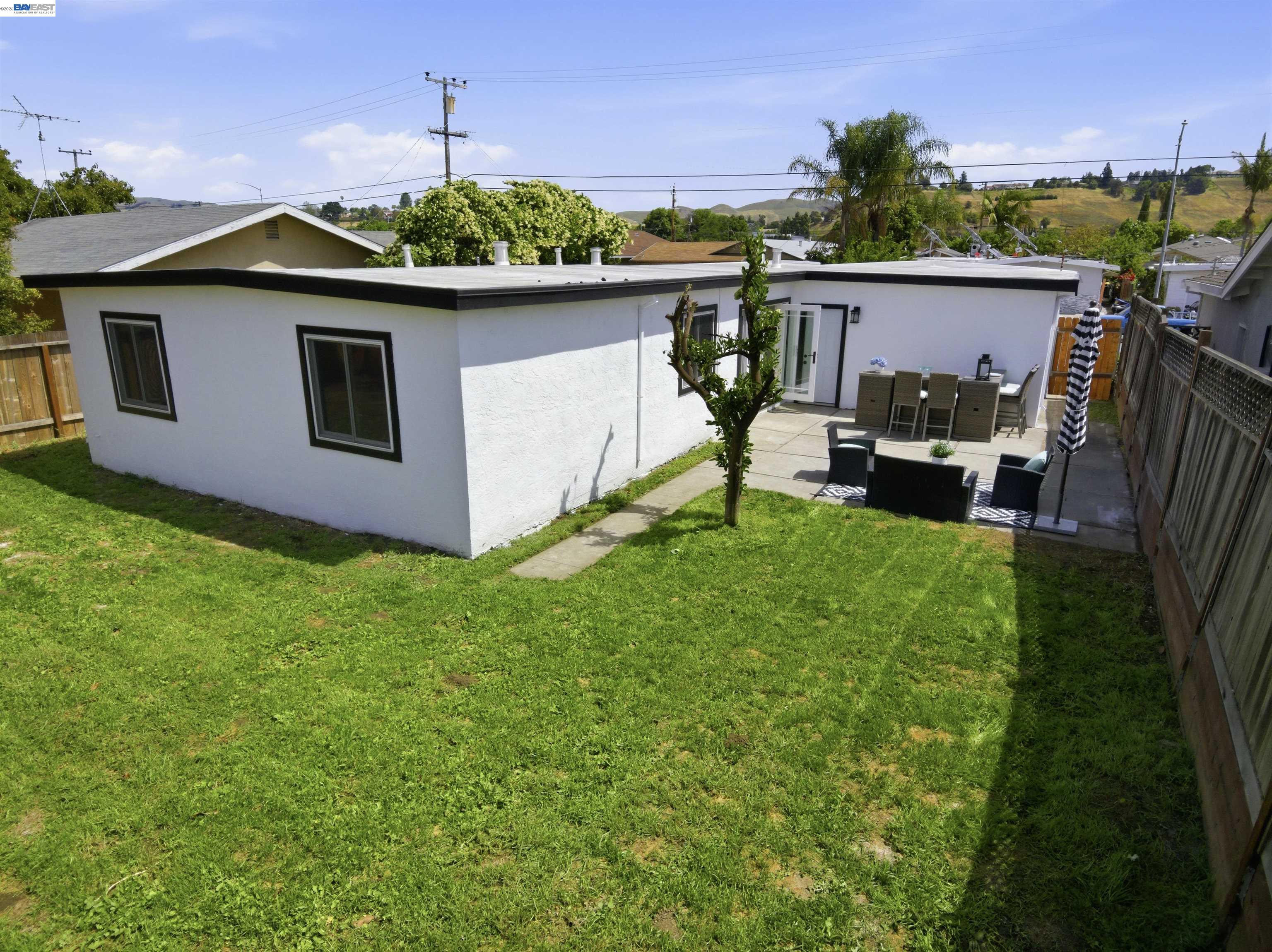 Detail Gallery Image 2 of 37 For 42655 Charleston Way, Fremont,  CA 94538 - 3 Beds | 2 Baths