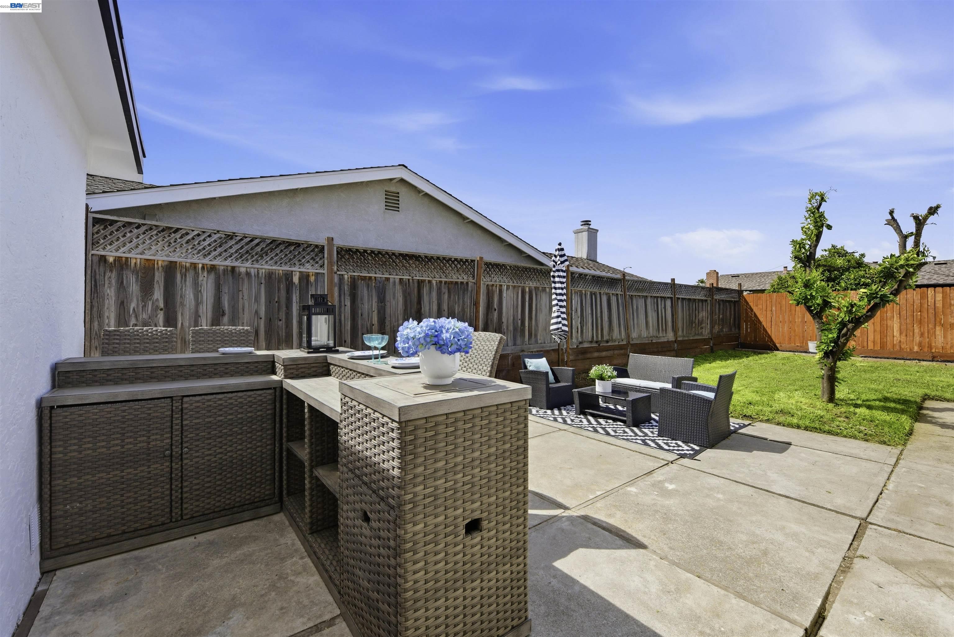 Detail Gallery Image 13 of 37 For 42655 Charleston Way, Fremont,  CA 94538 - 3 Beds | 2 Baths