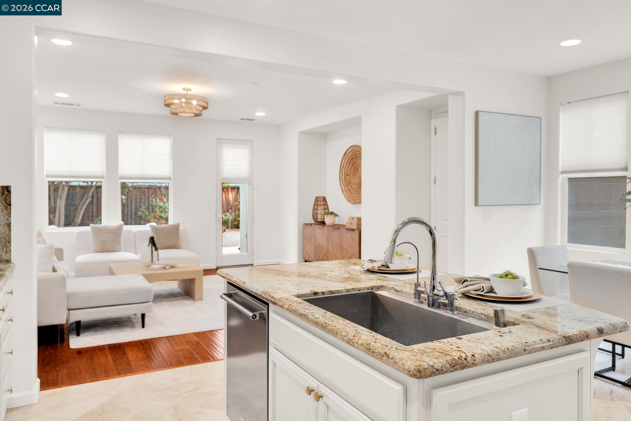 Detail Gallery Image 8 of 38 For 4860 Cornflower St, San Ramon,  CA 94582 - 4 Beds | 3 Baths