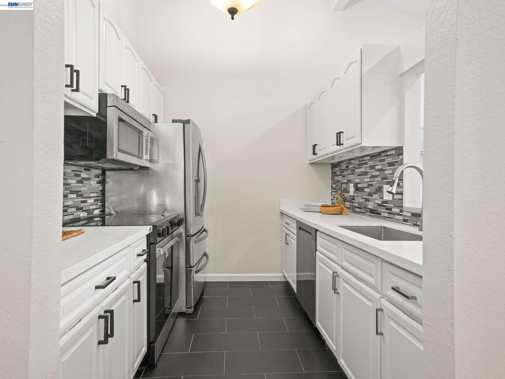 Photo #6: 41131956 Listing: Photo #6