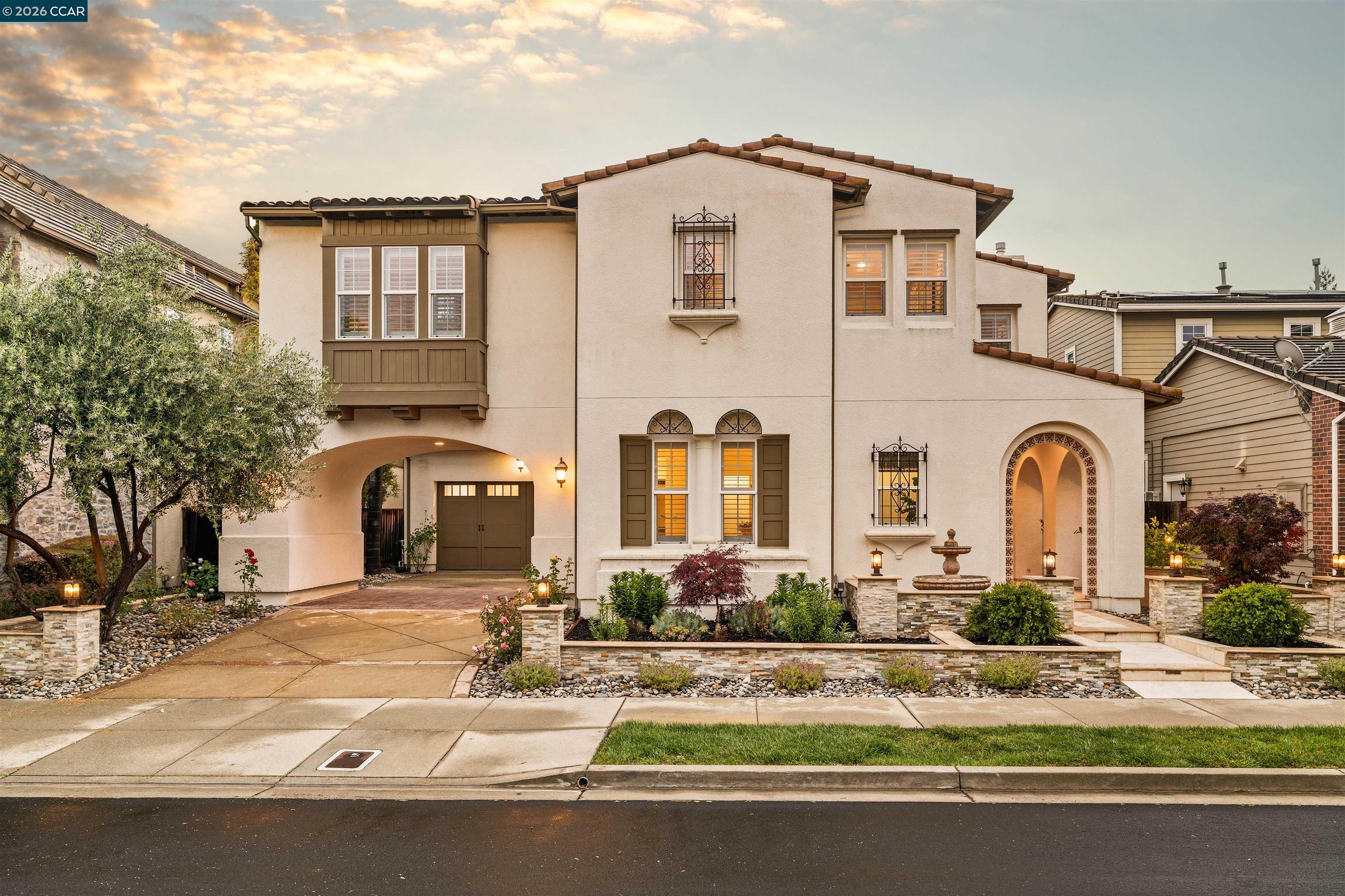 Front Image Thumbnail for CC41131965