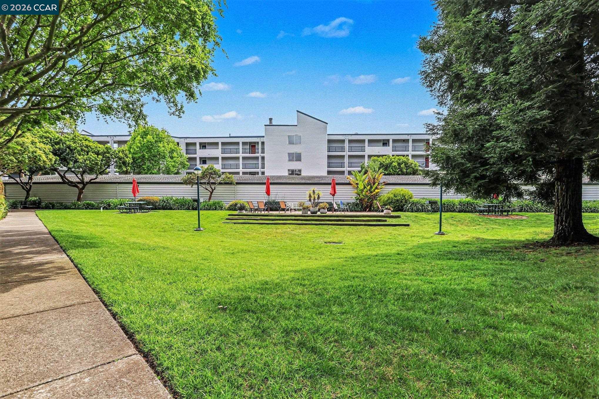 Photo #21: 41131969 Listing: Photo #21