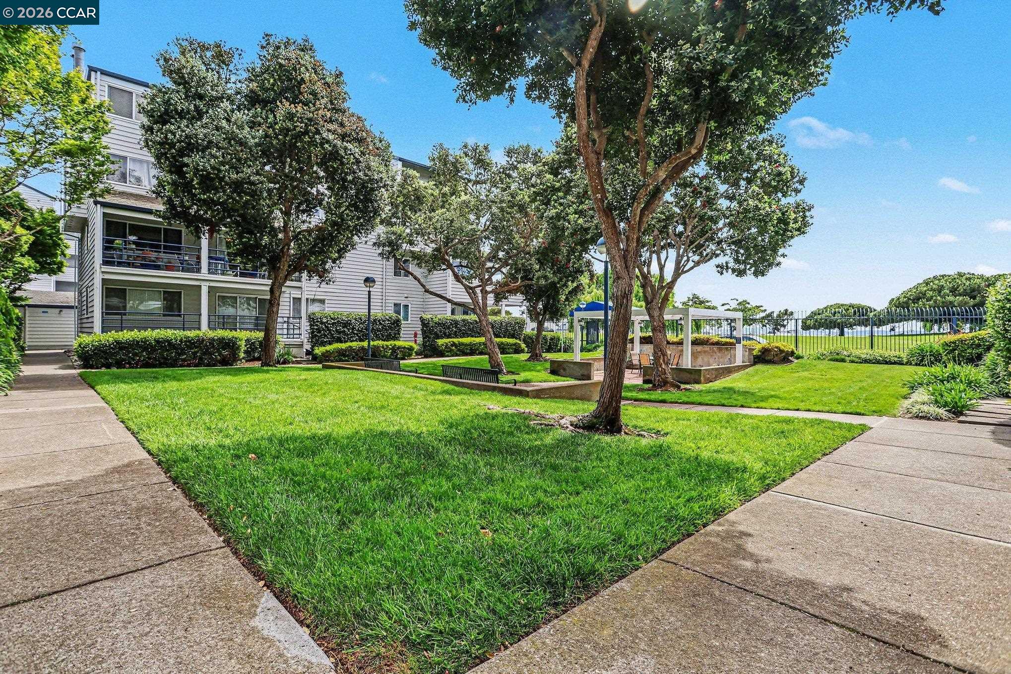 Photo #23: 41131969 Listing: Photo #23