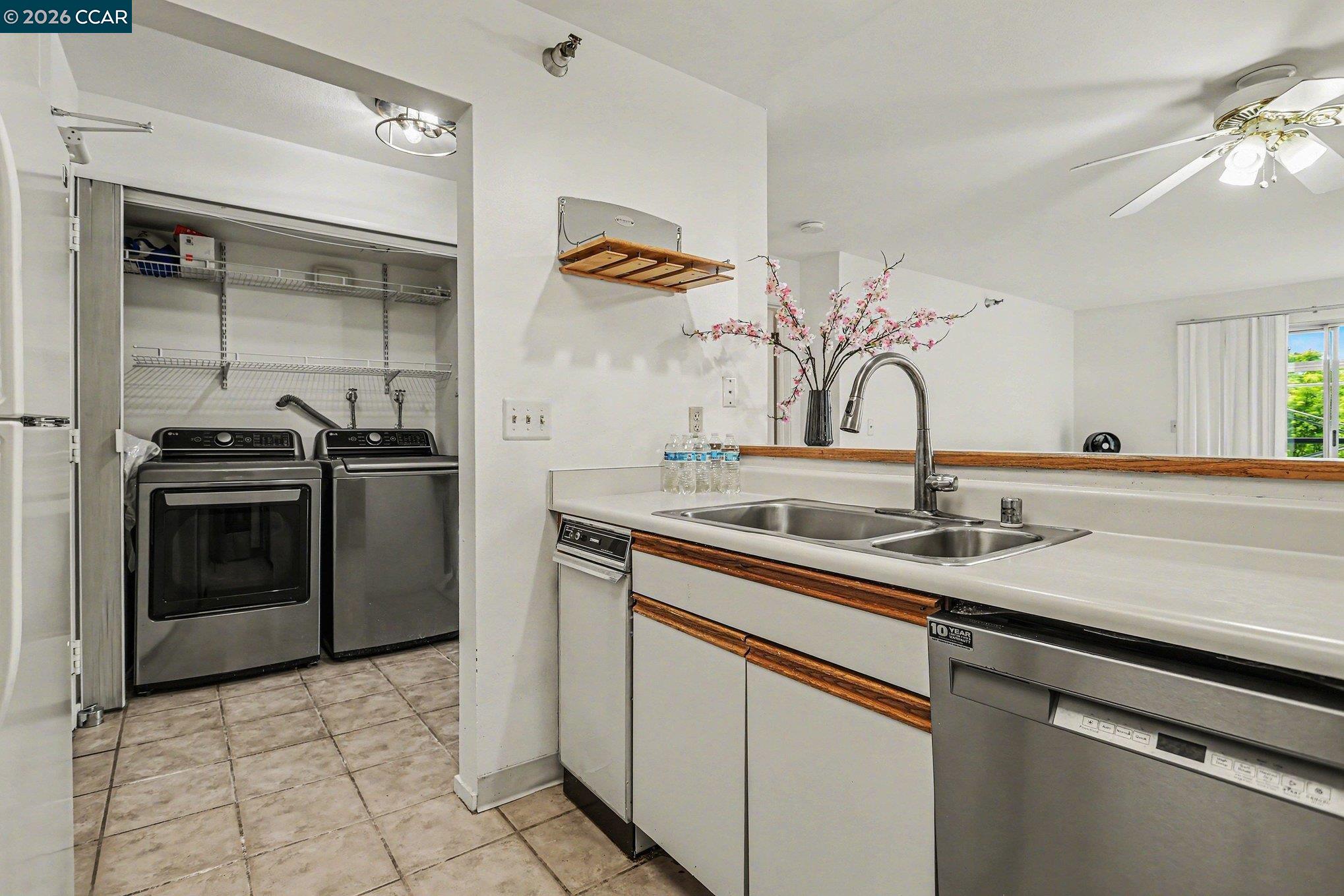 Photo #8: 41131969 Listing: Photo #8