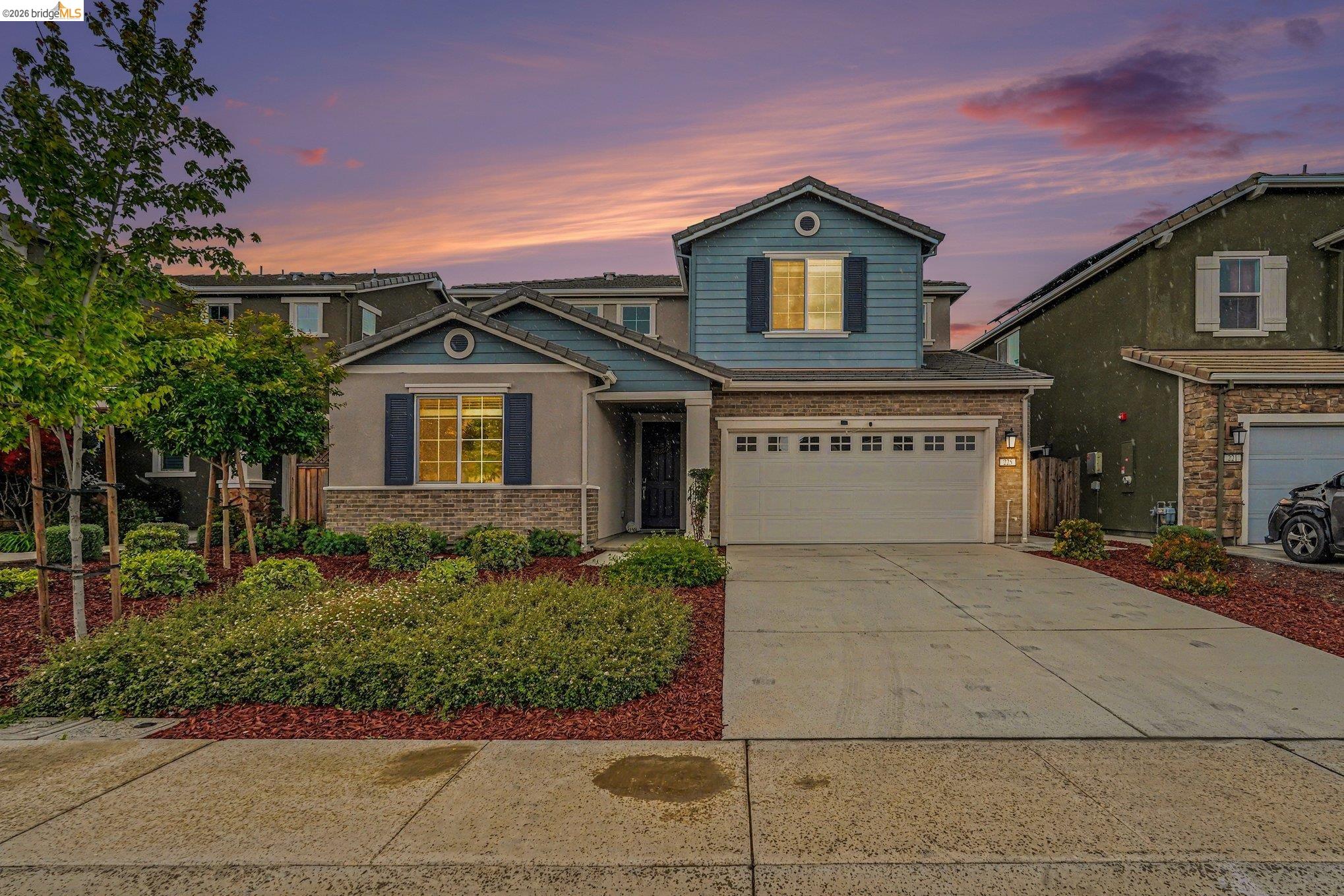 Front Image Thumbnail for EB41131976