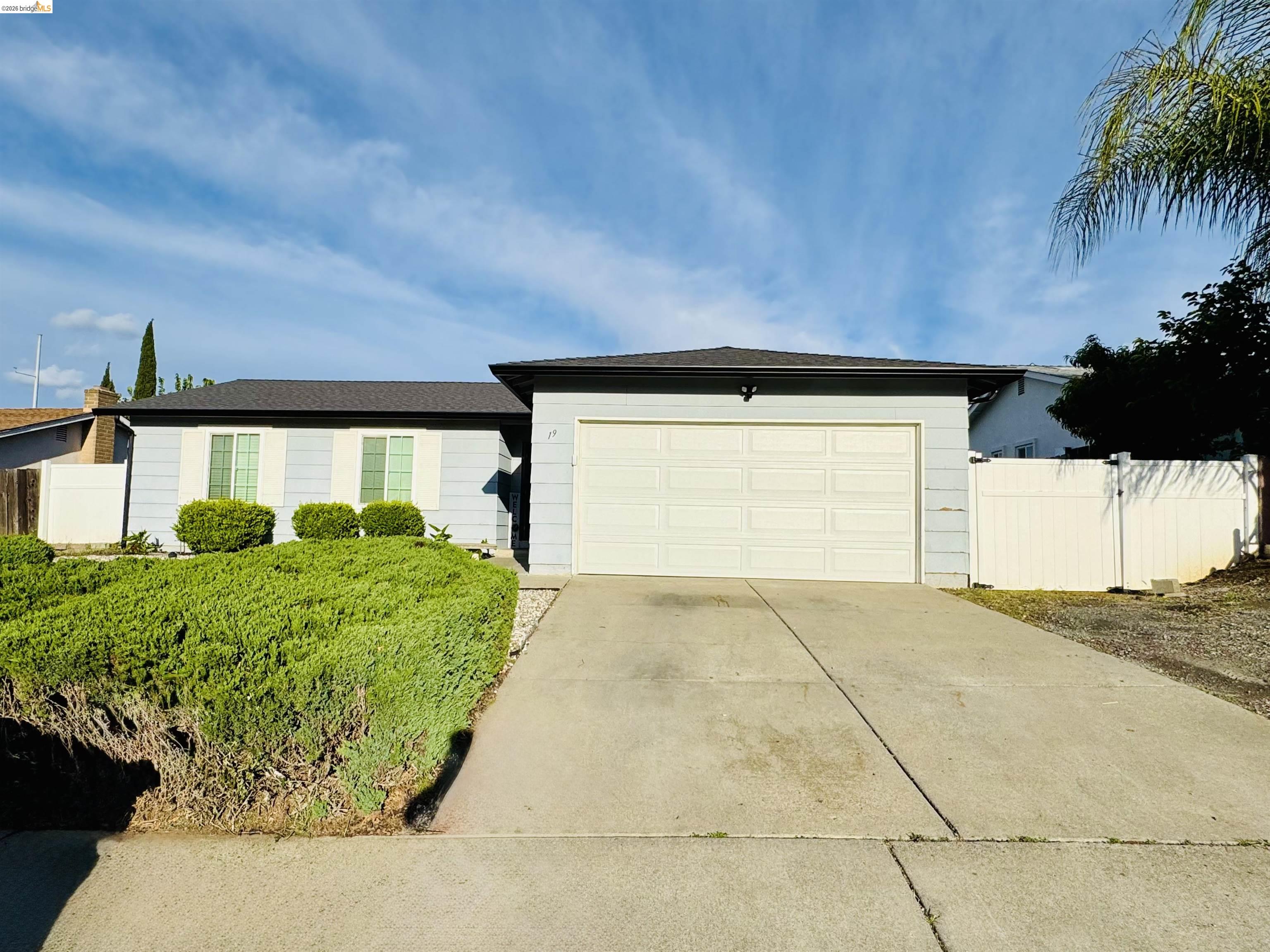 Front Image Thumbnail for EB41131986