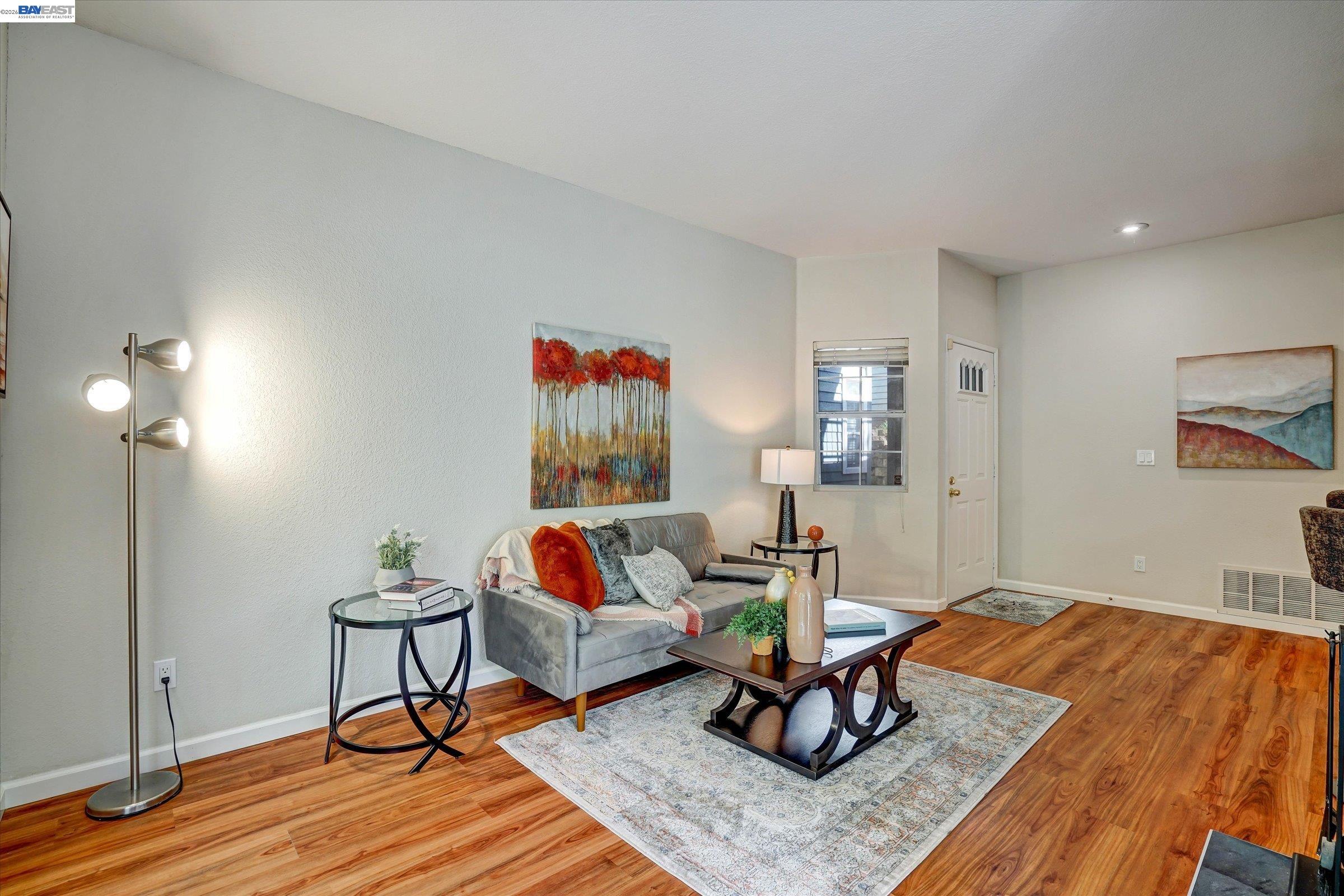 Photo #9: 41131991 Listing: Photo #9