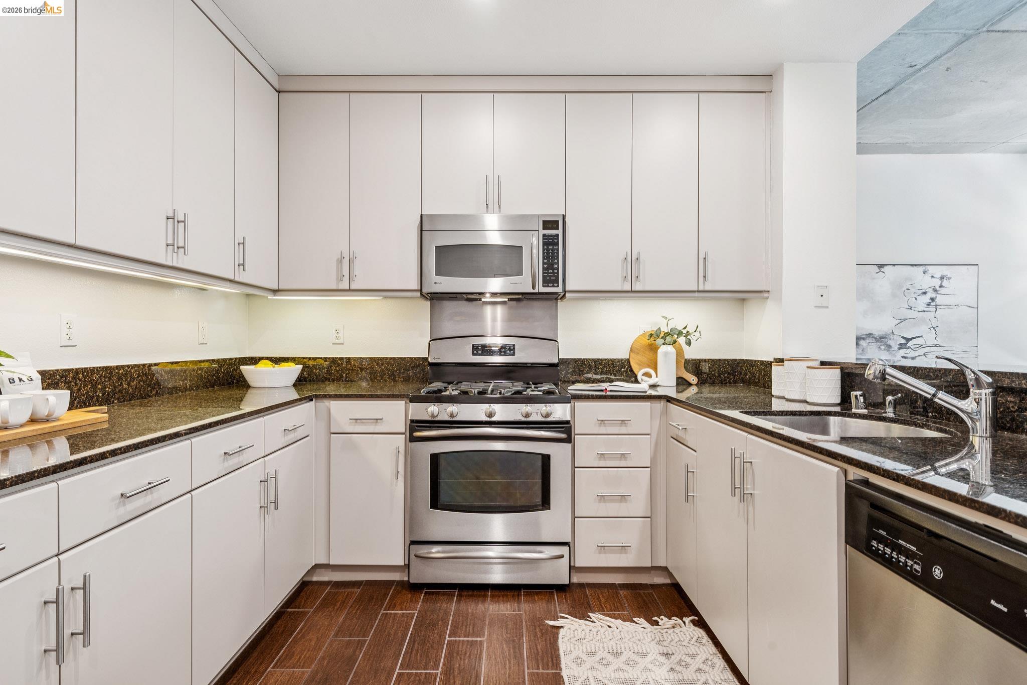 Photo #12: 41131994 Listing: Photo #12