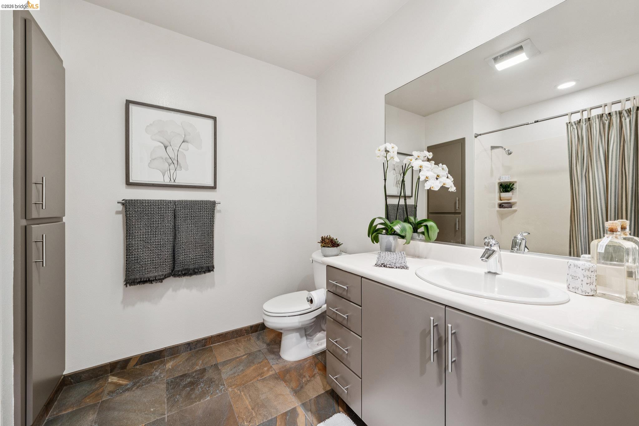 Photo #18: 41131994 Listing: Photo #18