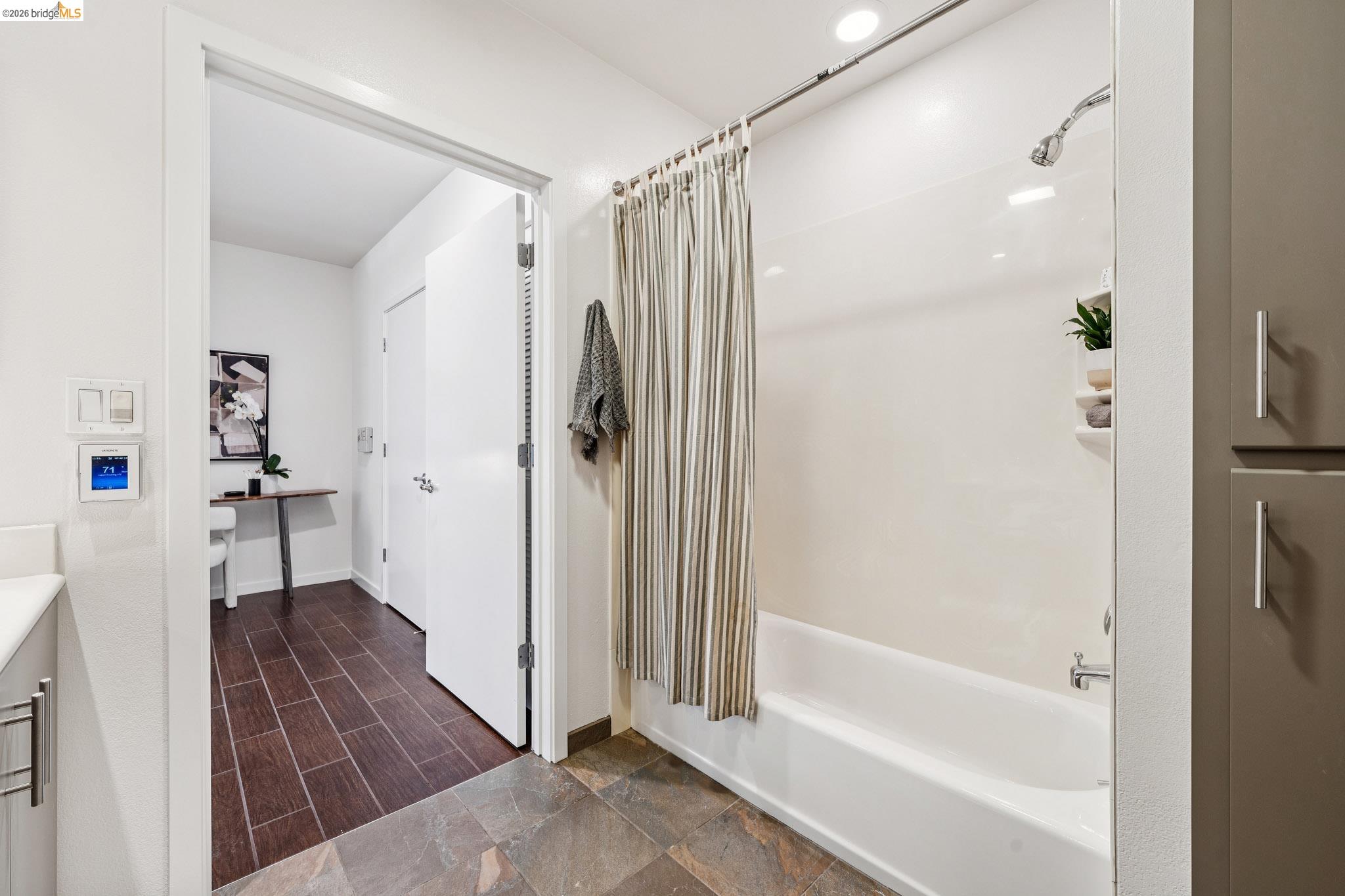 Photo #20: 41131994 Listing: Photo #20