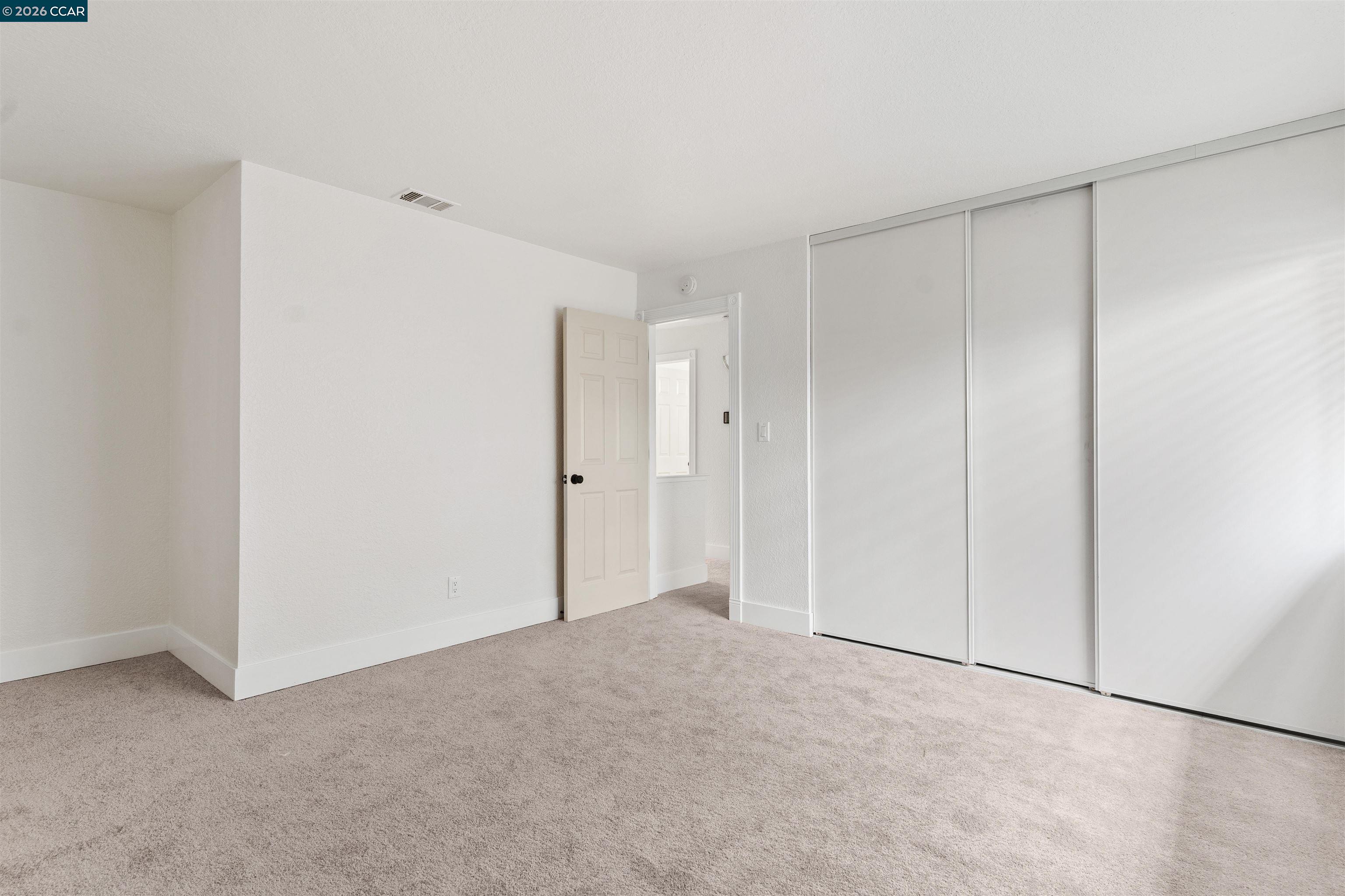 Photo #26: 41132000 Listing: Photo #26