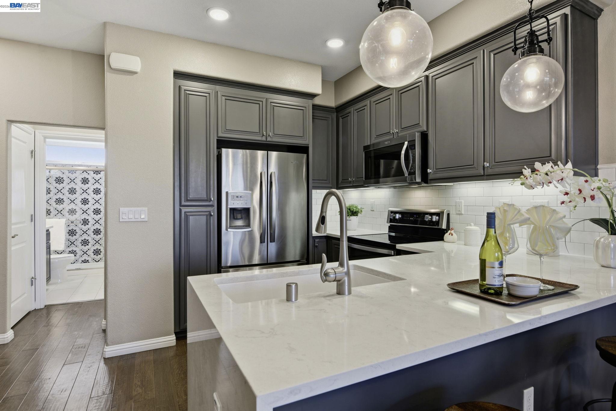 Photo #9: 41132004 Listing: Photo #9