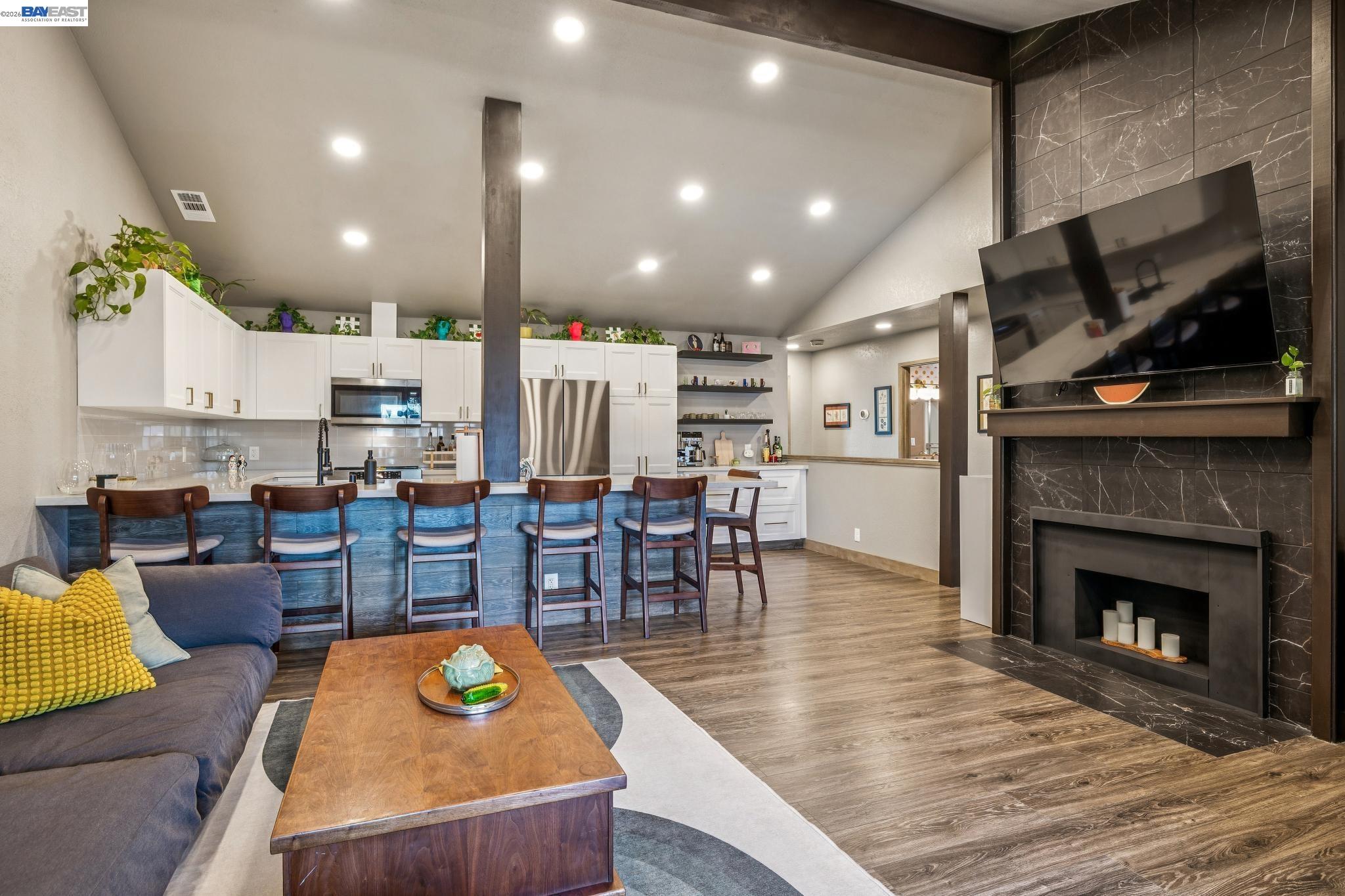 San Leandro  CA Condos For Sale