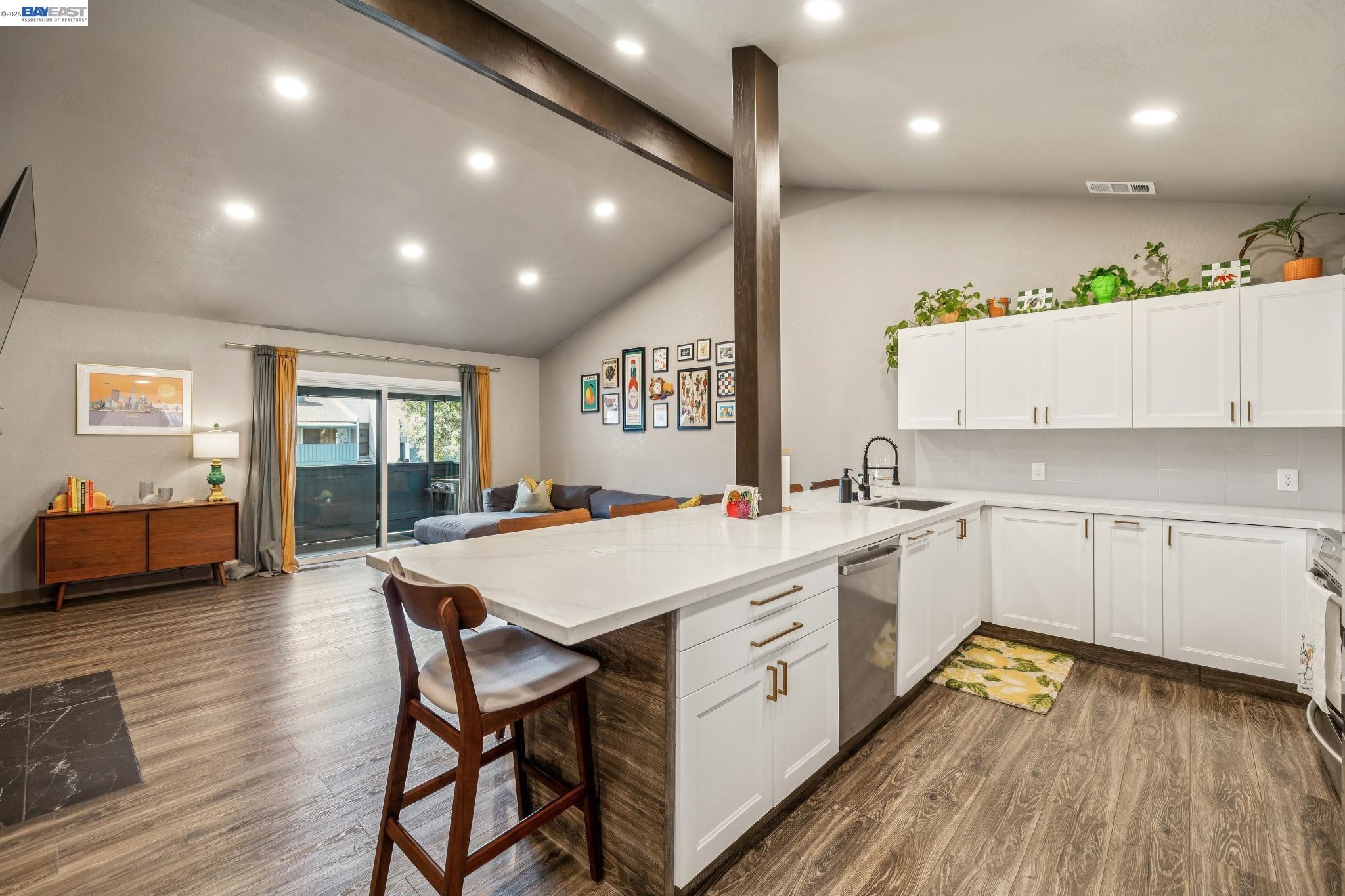 Photo #13: 41132006 Listing: Photo #13