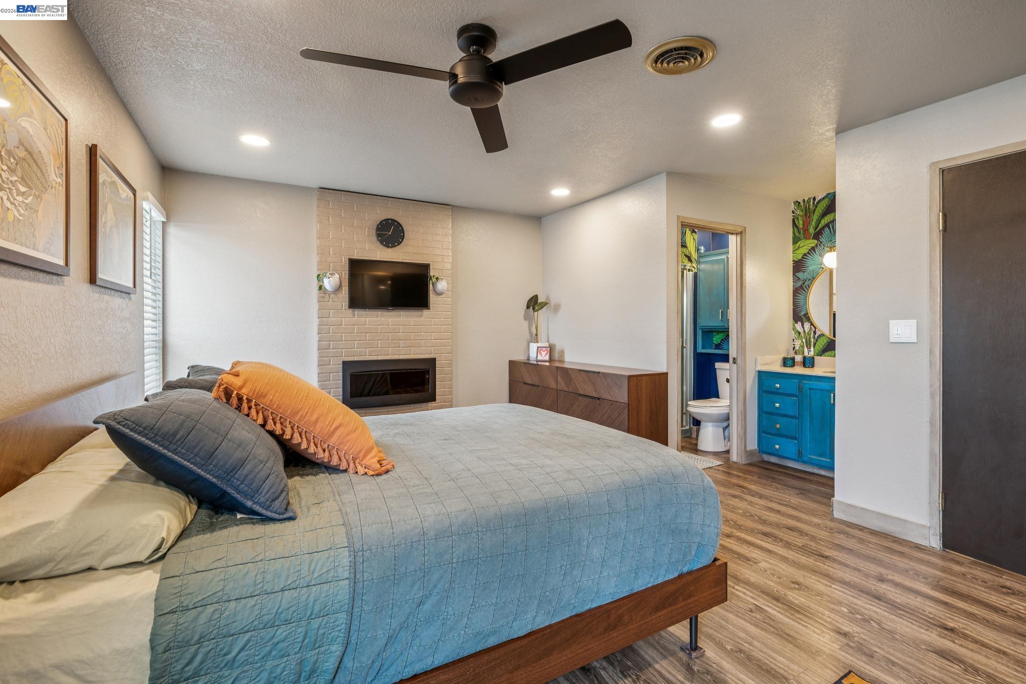 Photo #21: 41132006 Listing: Photo #21