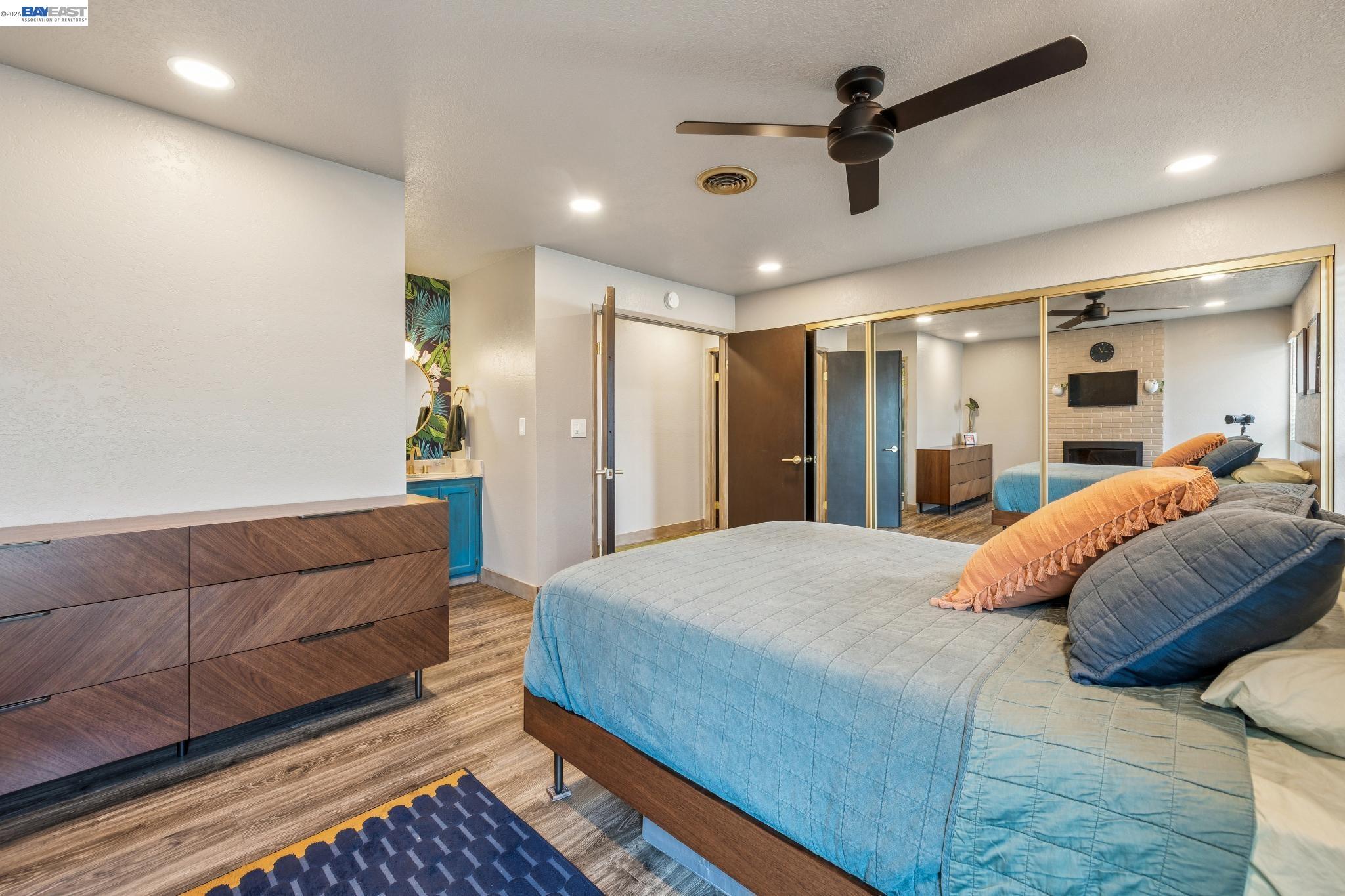 Photo #22: 41132006 Listing: Photo #22