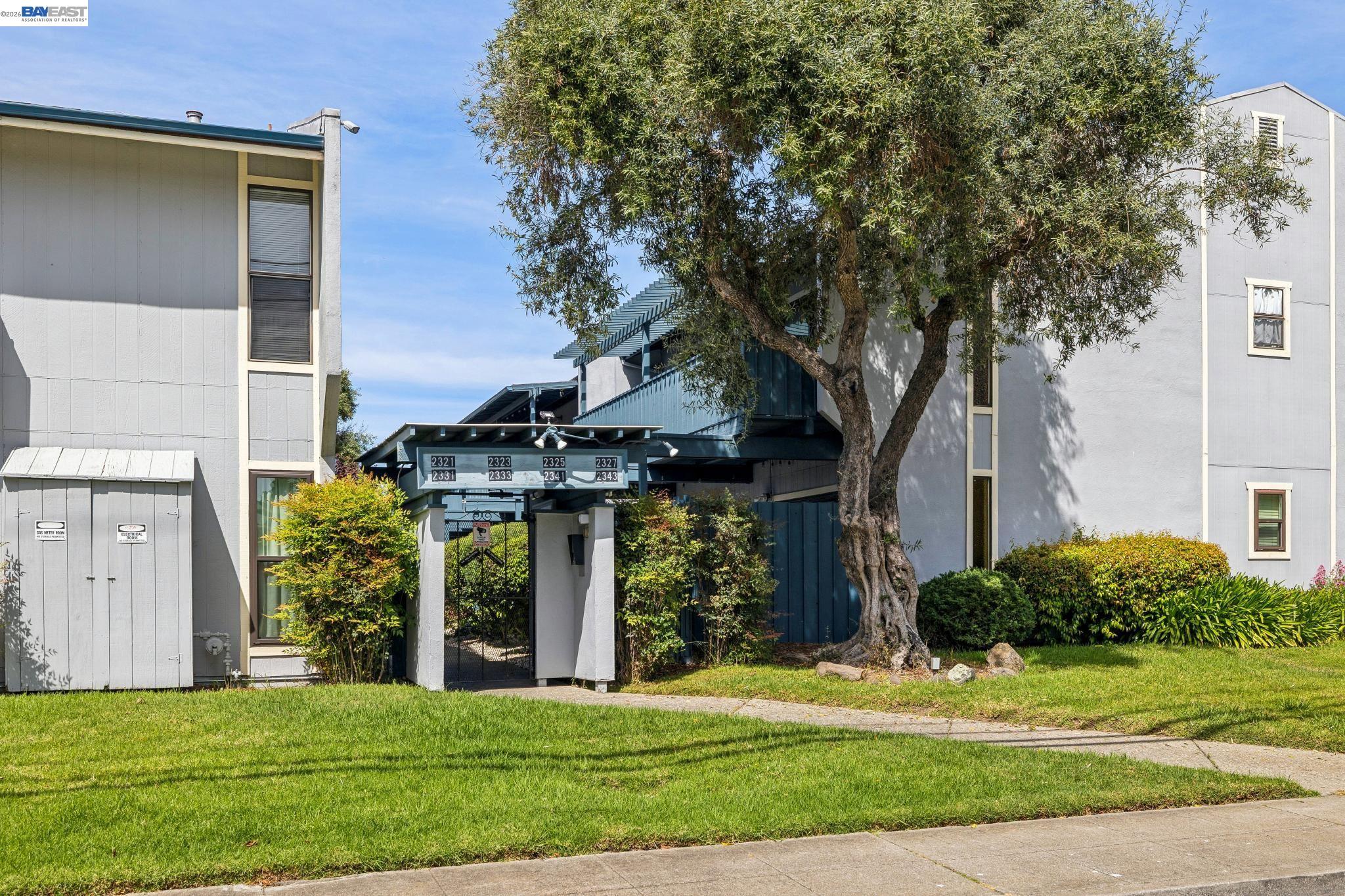 Photo #4: 41132006 Listing: Photo #4